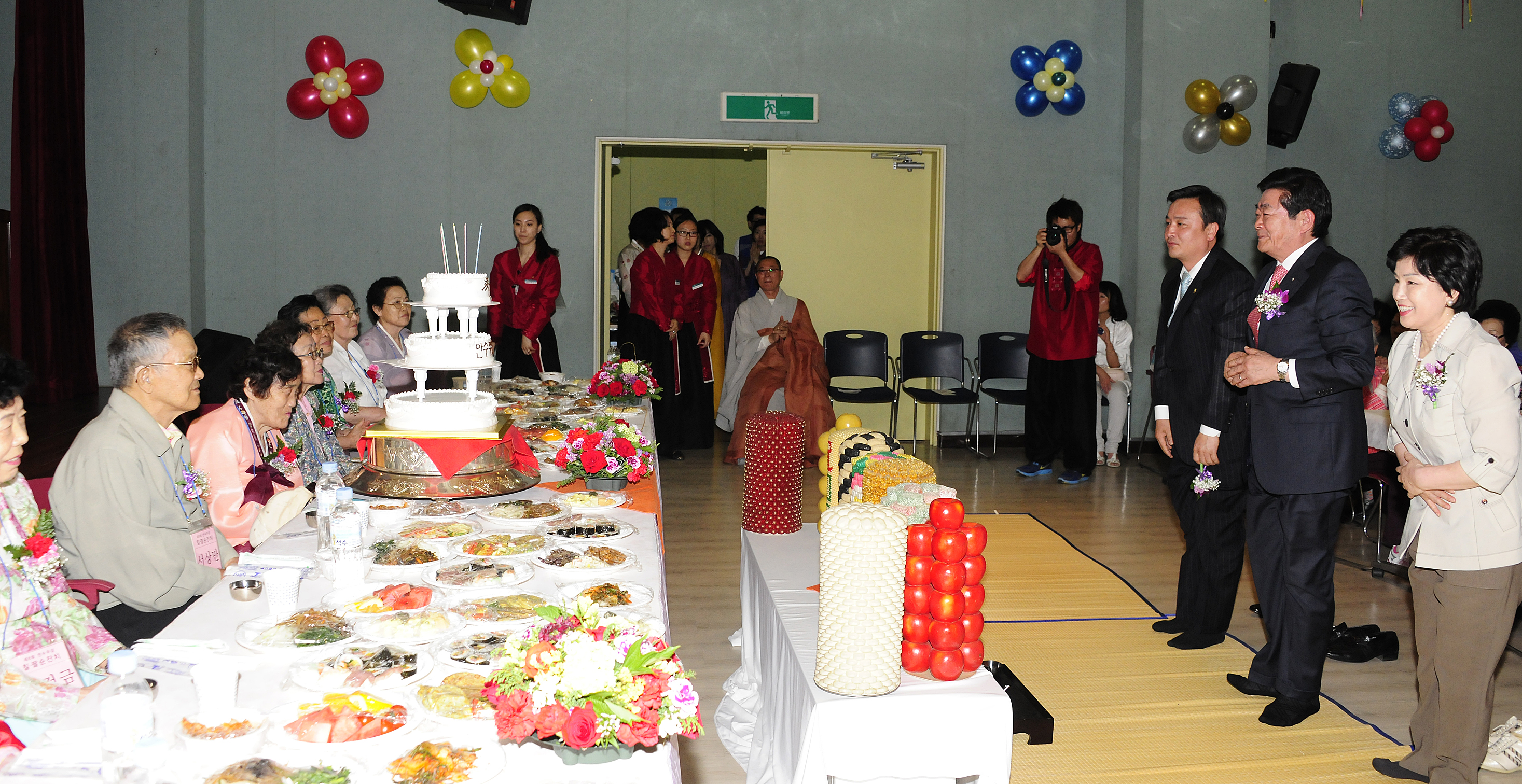 20120508-제8회 만수무강 칠 팔순잔치 53728.JPG