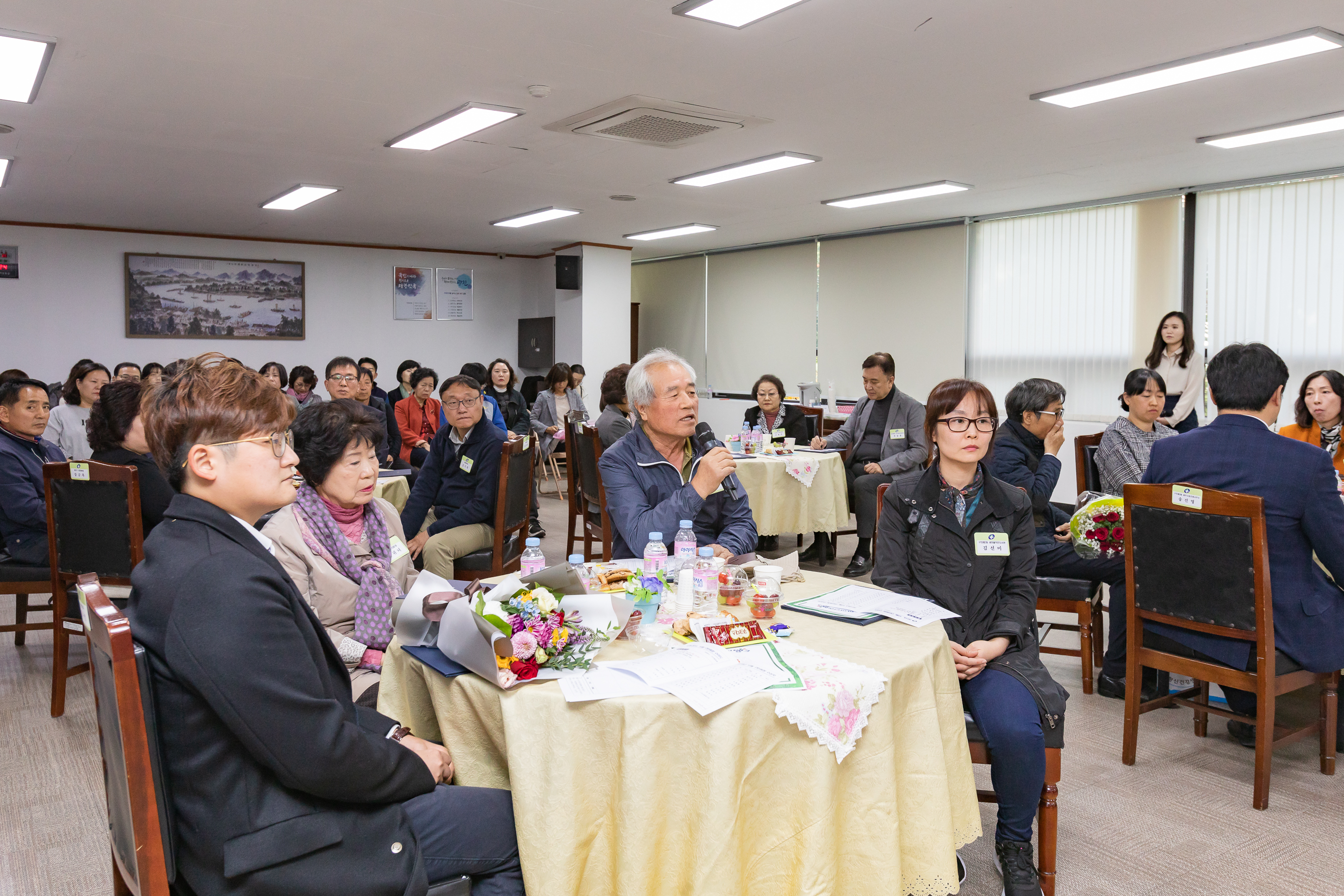 20181025-10월 정기 구민표창 수여식 178083.jpg