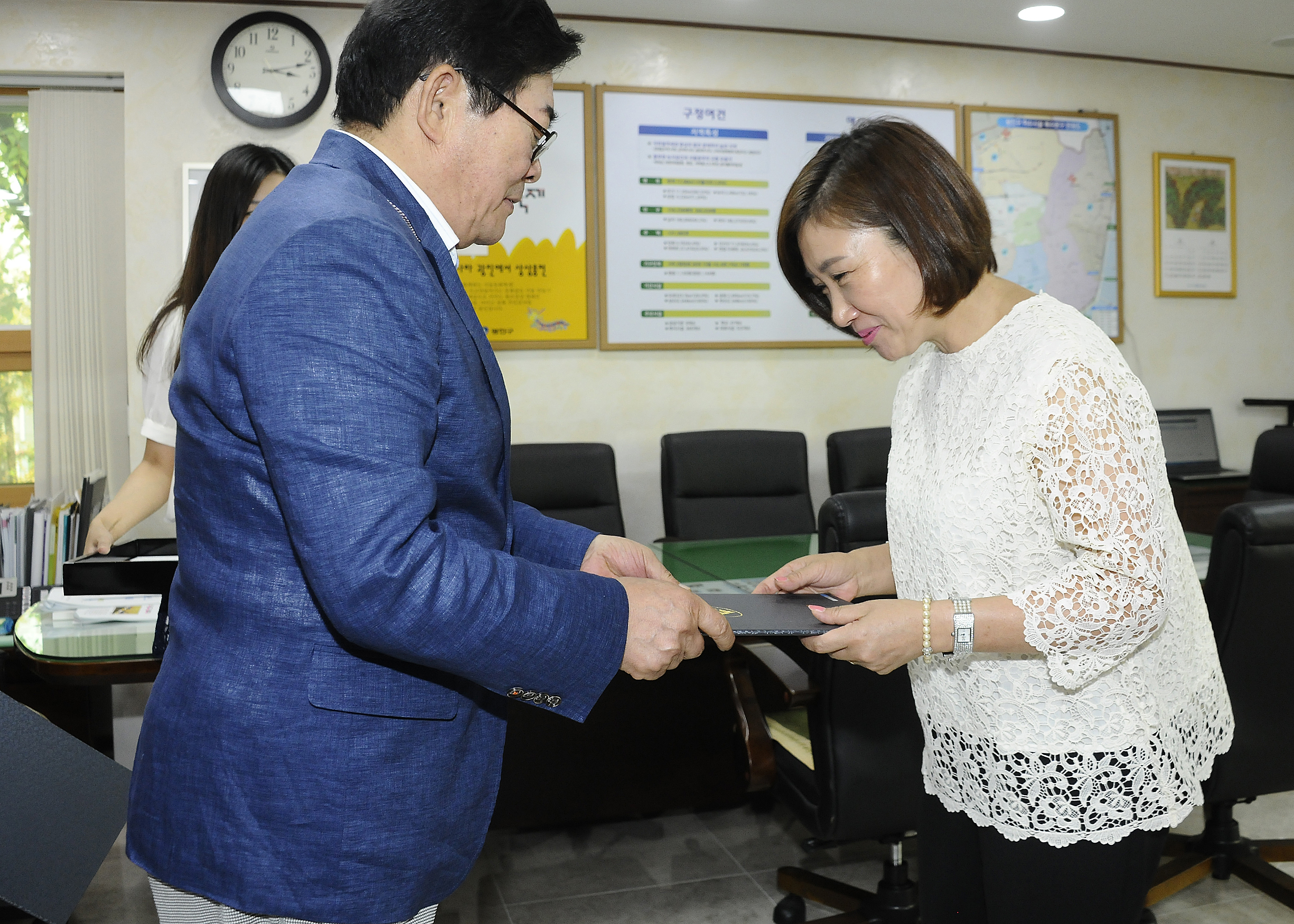 20150623-광진구 작은도서관 명예관장 위촉식 120947.JPG