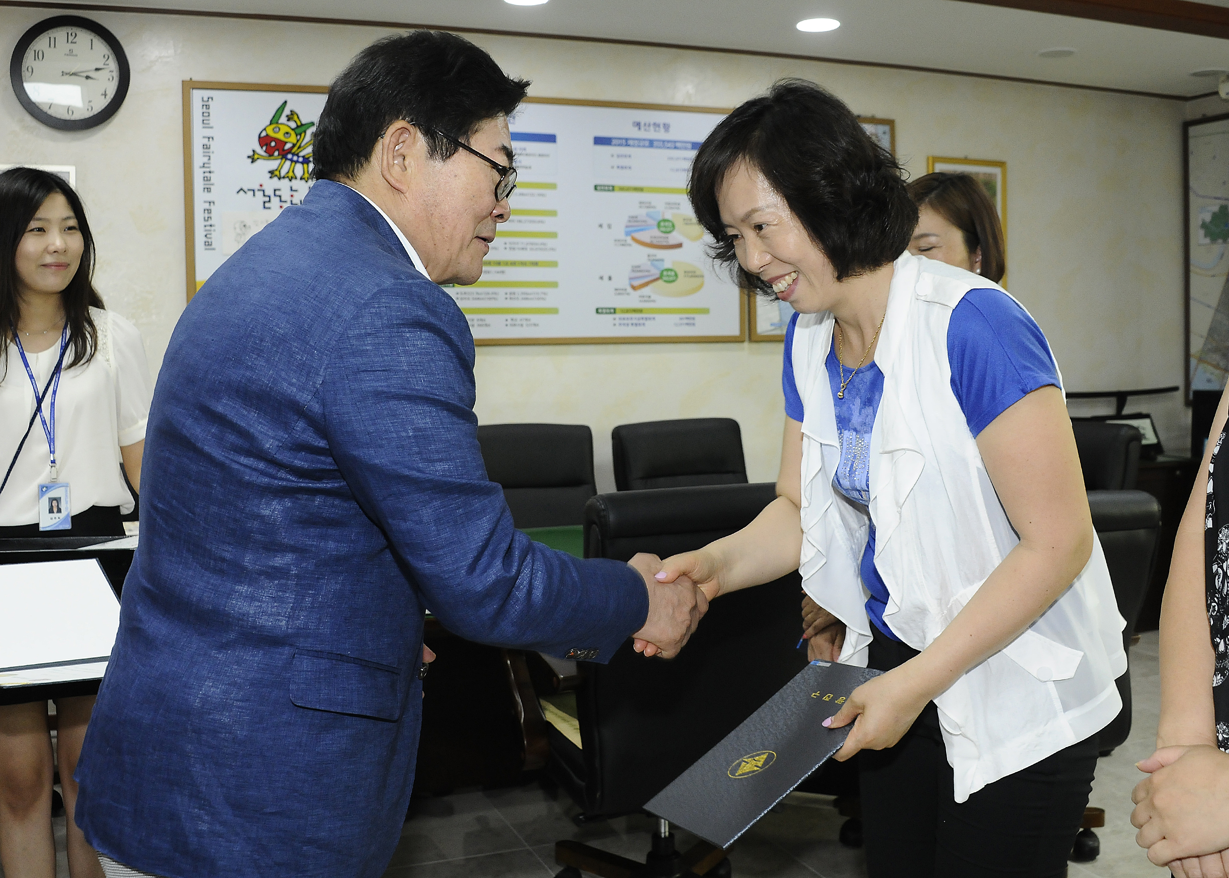 20150623-광진구 작은도서관 명예관장 위촉식 120951.JPG