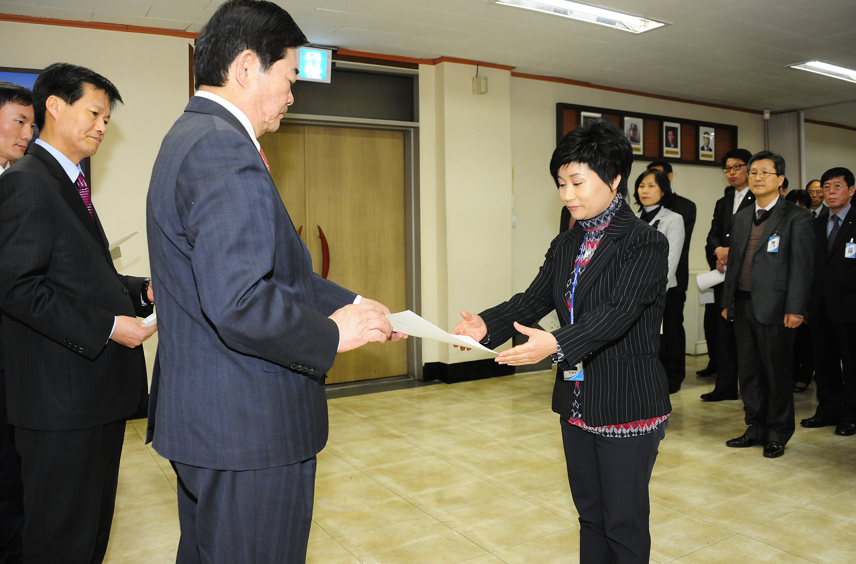 20120312-6급이하공무원 전입 및 승진 전보 발령 50720.JPG