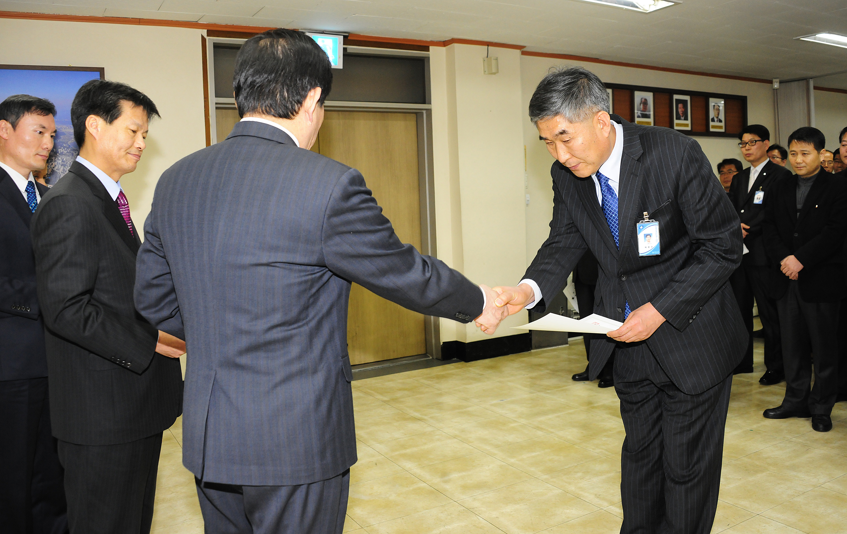 20120312-6급이하공무원 전입 및 승진 전보 발령 50730.JPG