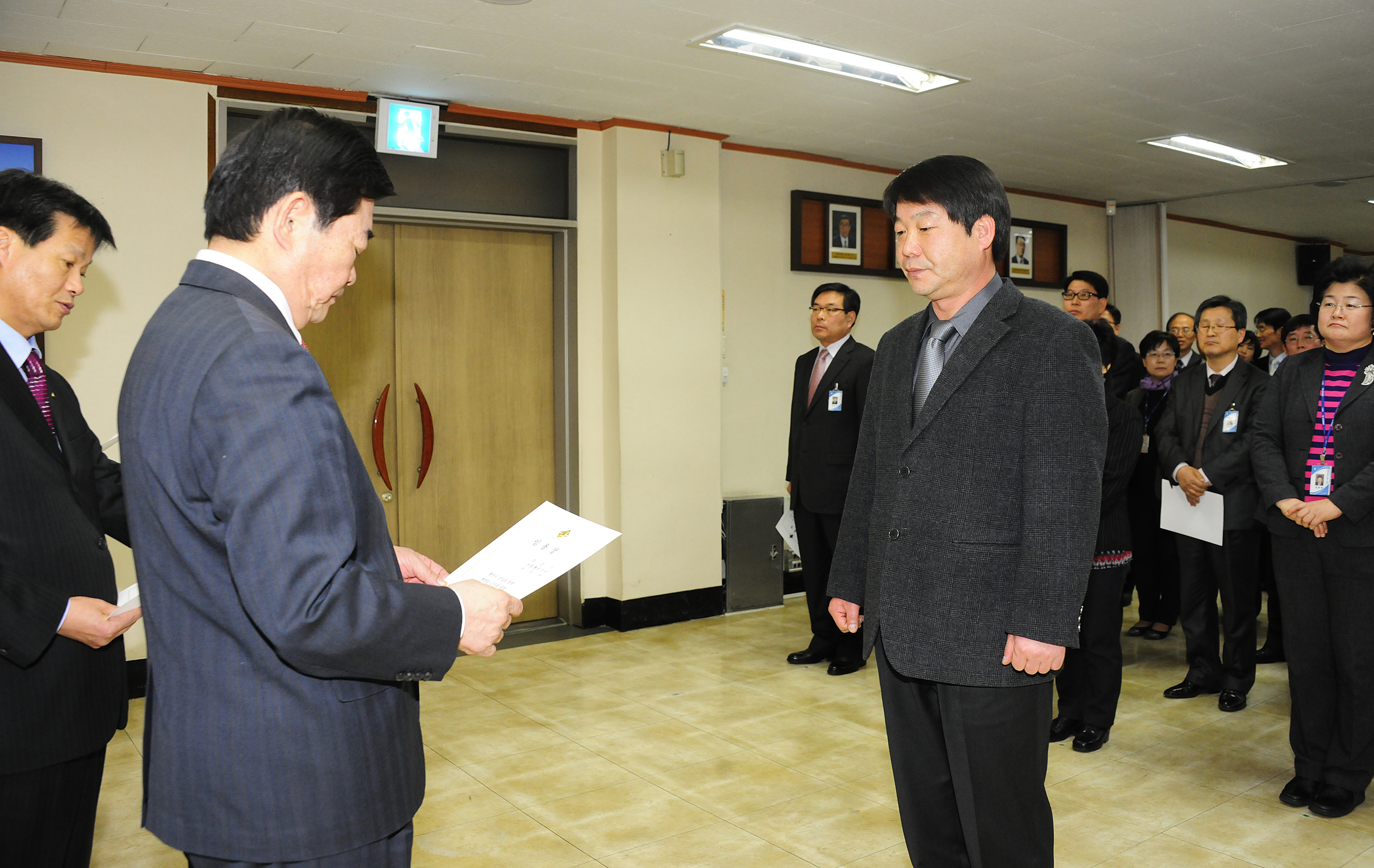 20120312-6급이하공무원 전입 및 승진 전보 발령 50745.JPG