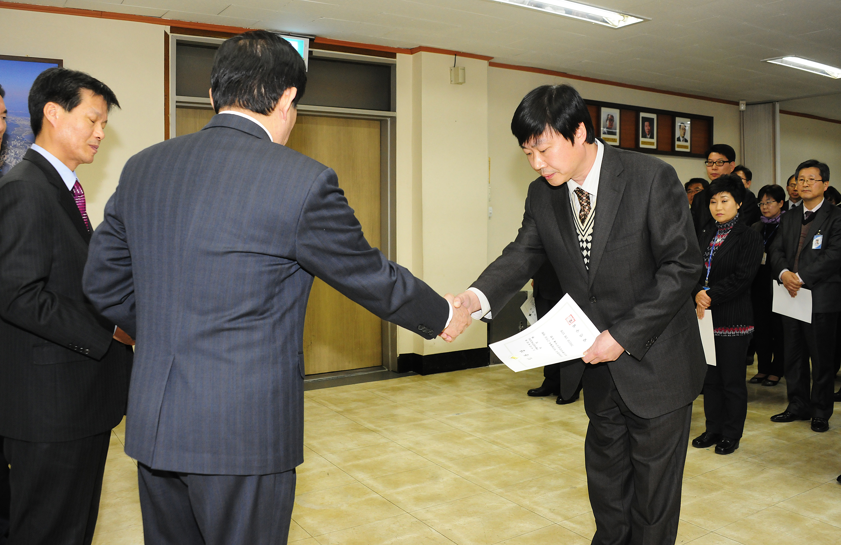 20120312-6급이하공무원 전입 및 승진 전보 발령 50765.JPG