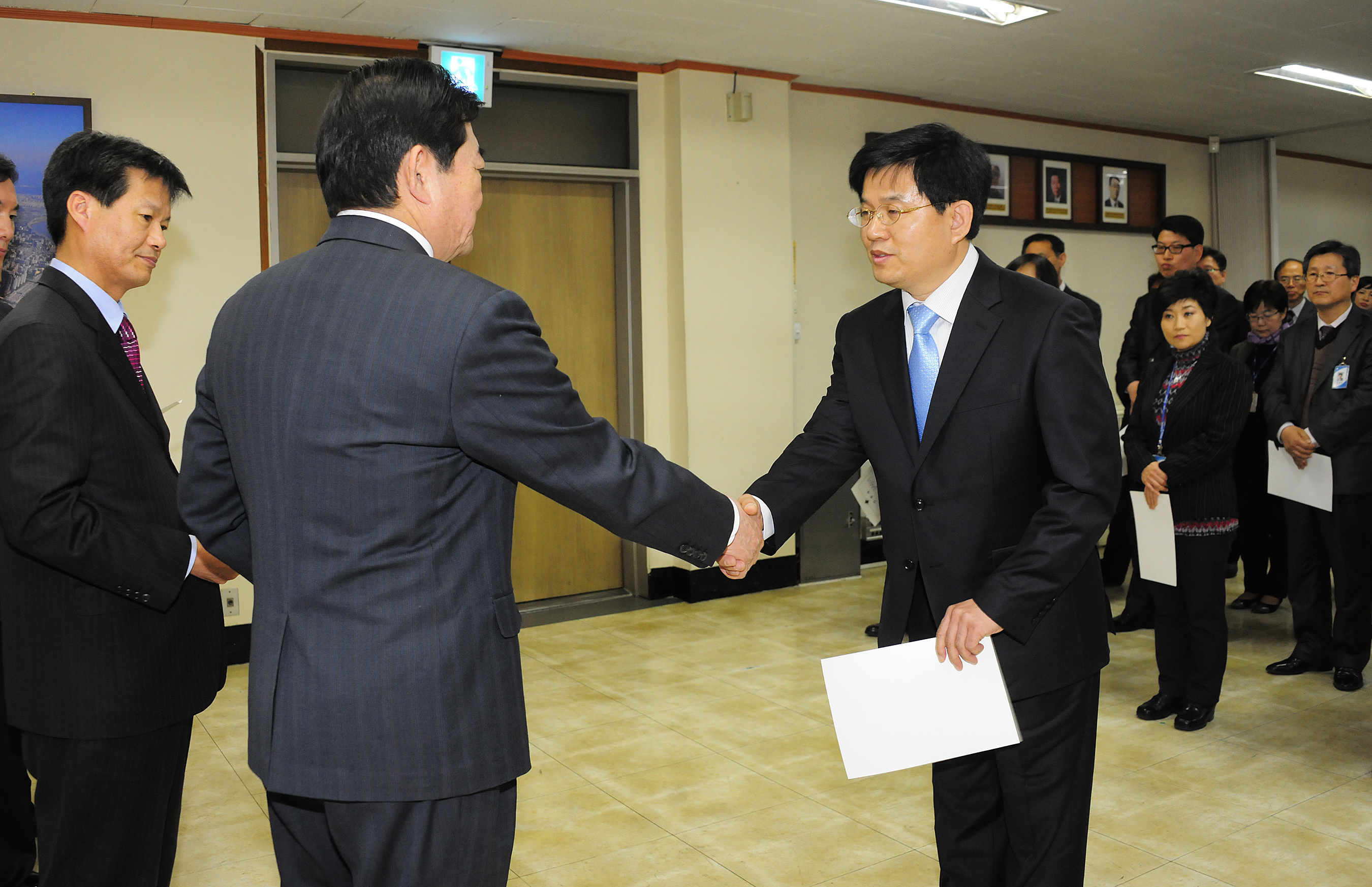 20120312-6급이하공무원 전입 및 승진 전보 발령 50774.JPG