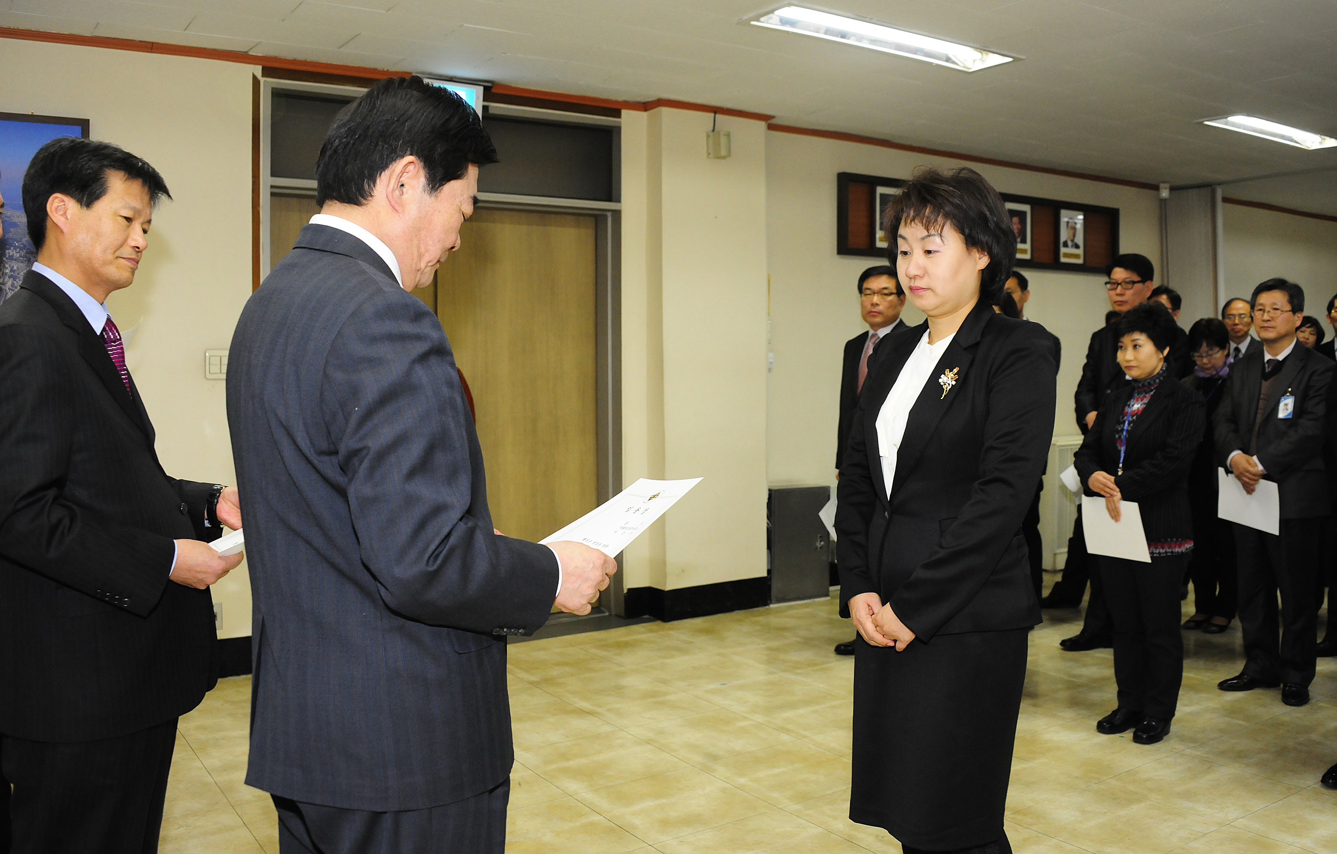 20120312-6급이하공무원 전입 및 승진 전보 발령 50778.JPG