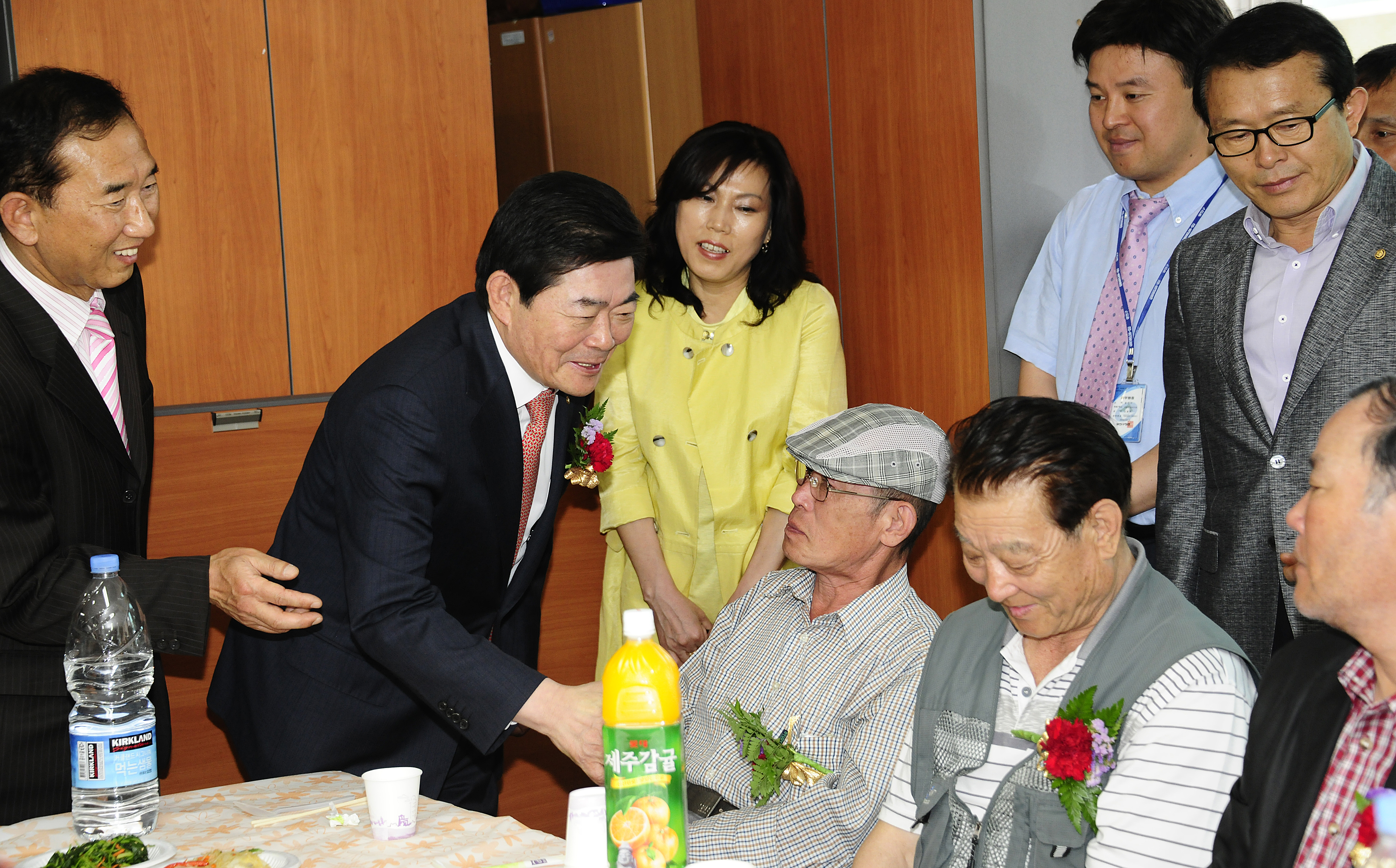 제40회 어버이날 기념 경로잔치 53575.JPG