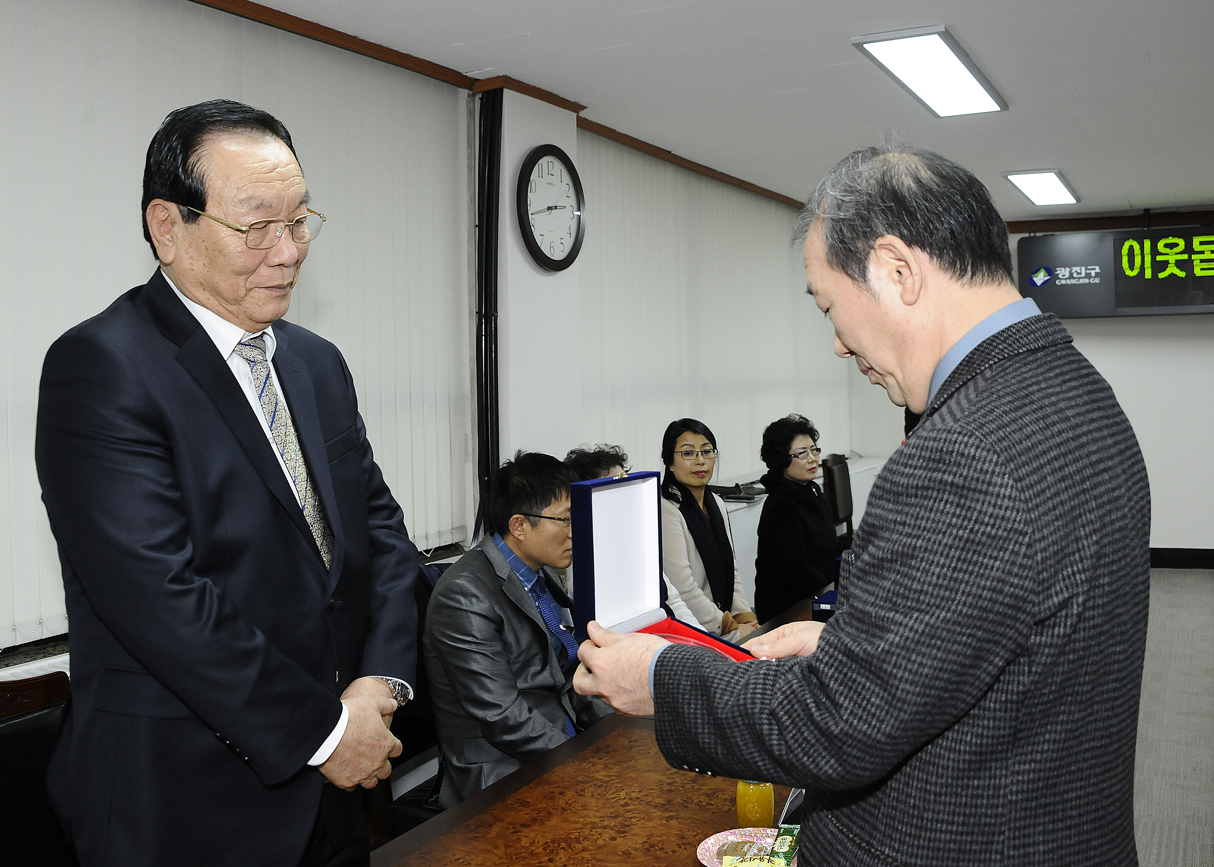 20161222-이웃돕기 우수후원자 감사패 전달식 149987.JPG