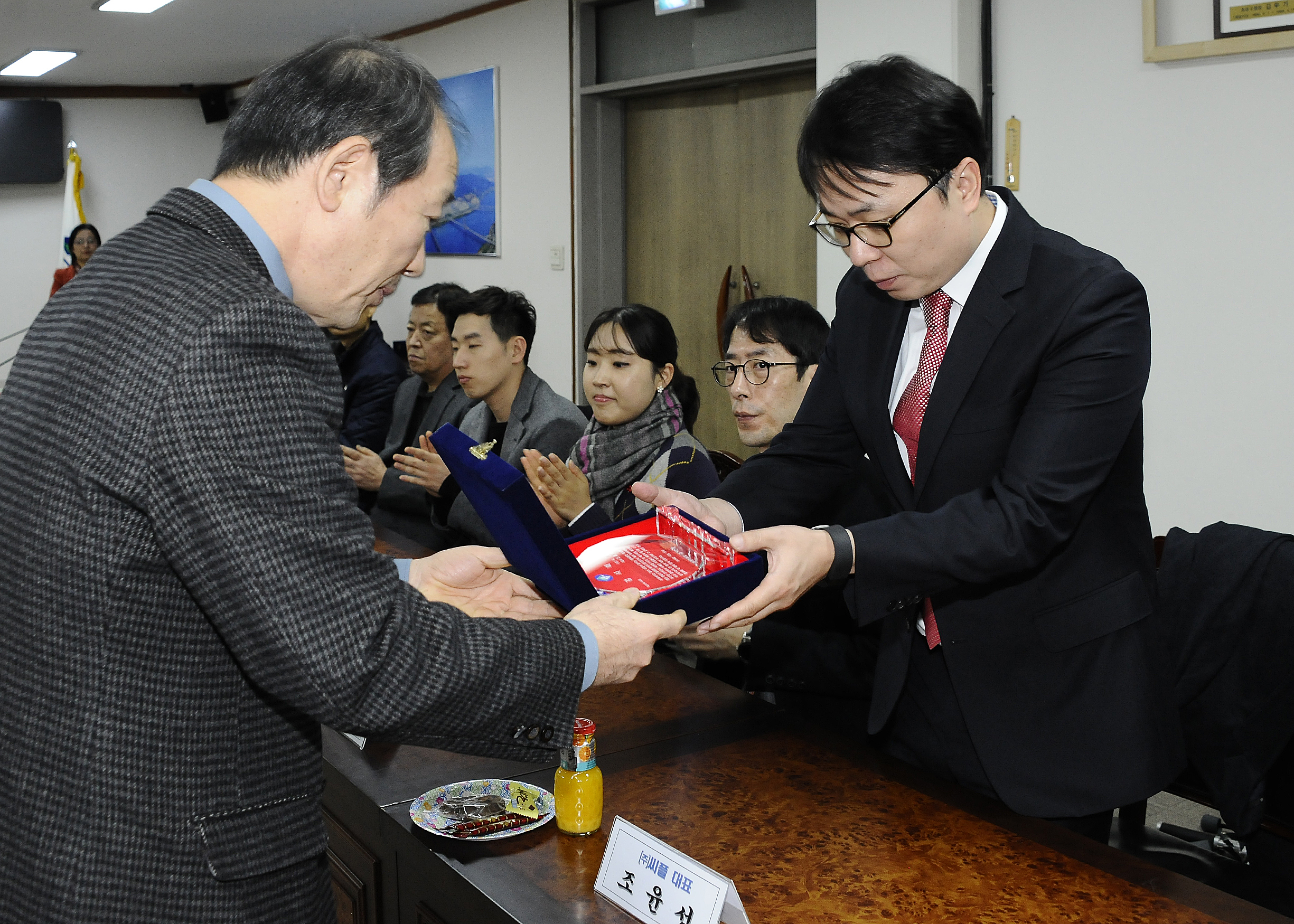 20161222-이웃돕기 우수후원자 감사패 전달식 150005.JPG