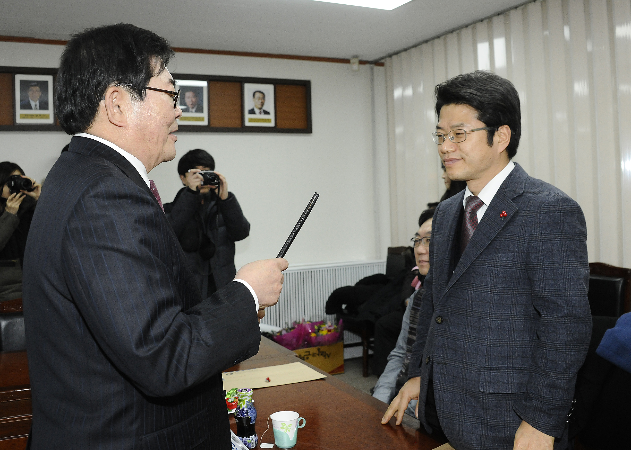 20141226-2014년 이웃돕기 우수후원자 감사장 전달식 111246.JPG