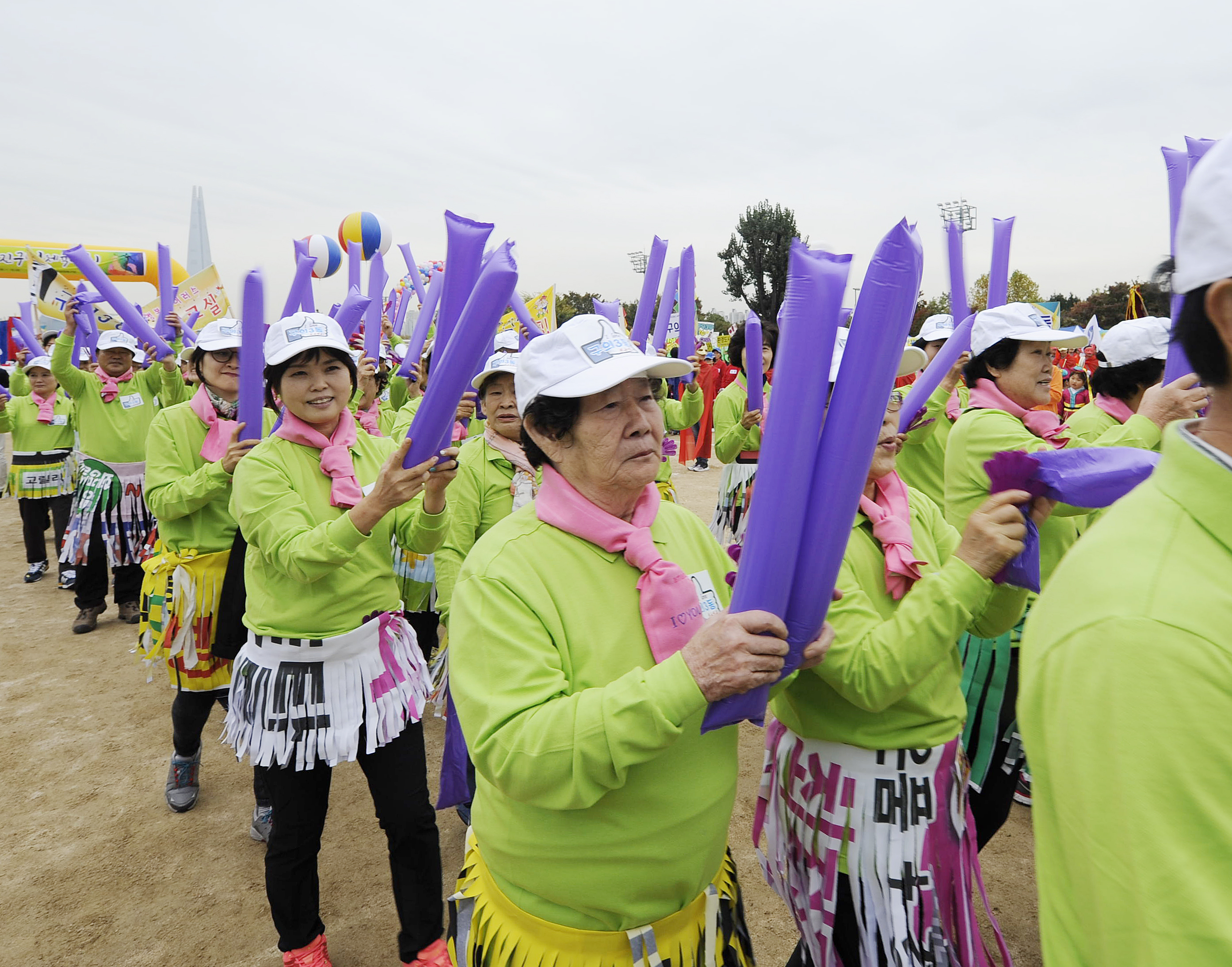 20161028-2016년 광진구민 체육대회 동 선수단 입장 145919.JPG