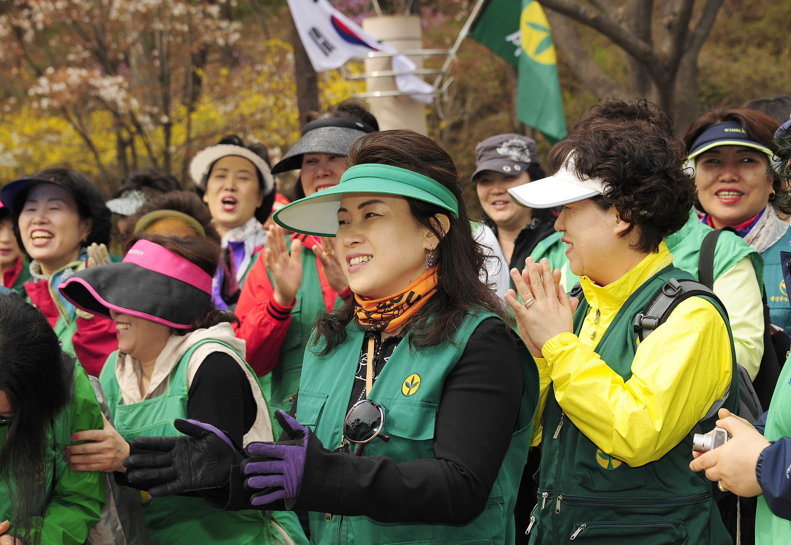 20120418-제2회 새마을의 날 기념 아차산 환경정화 활동 및 캠페인 52012.JPG