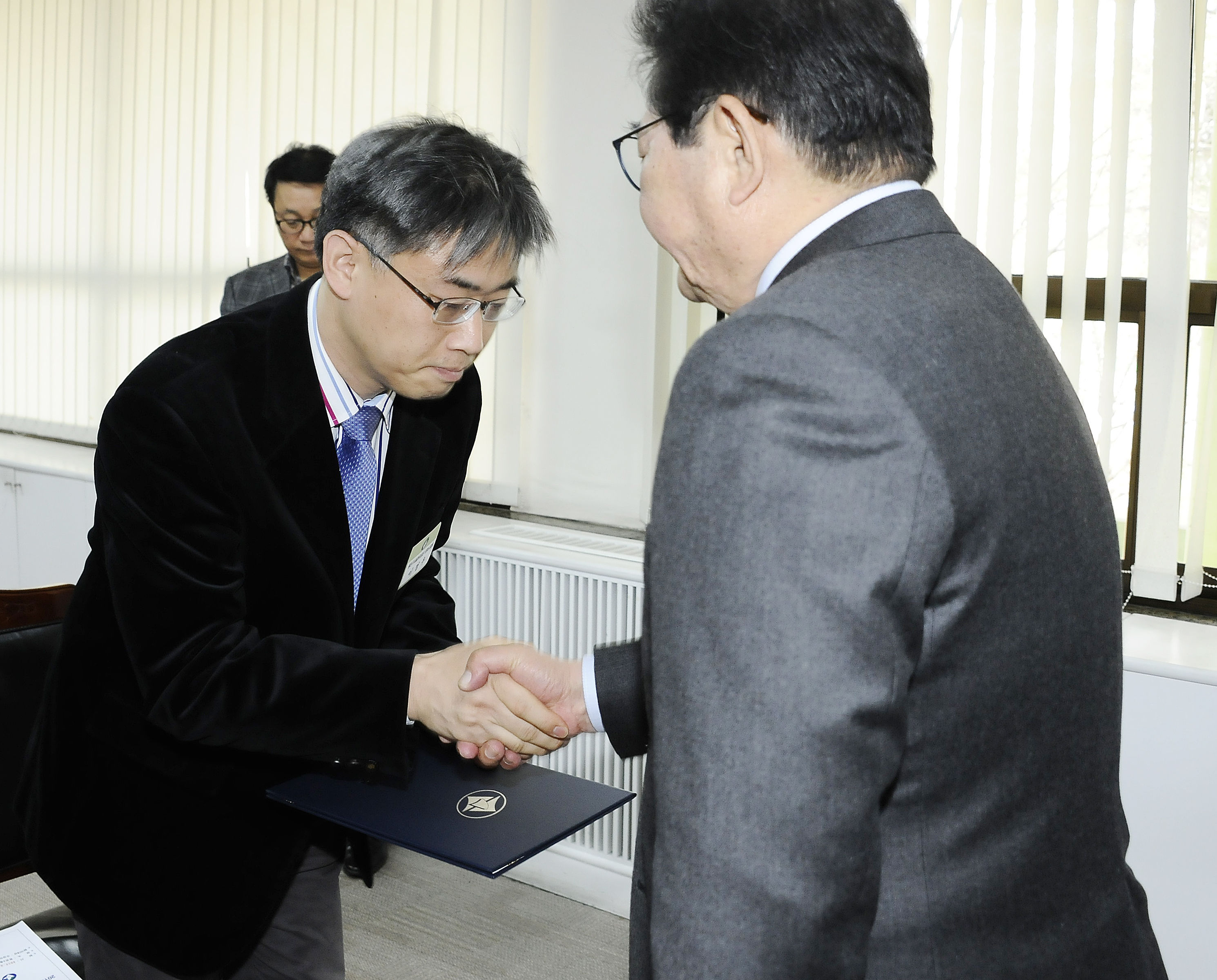 20170324-3월 정기 구민표창 수여식 153214.JPG