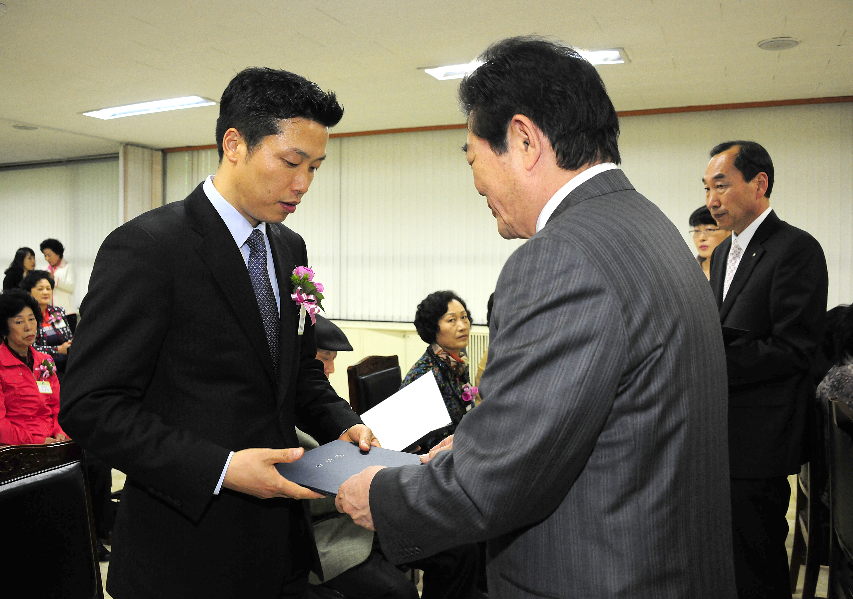 20120425-4월 구민표창 52597.JPG