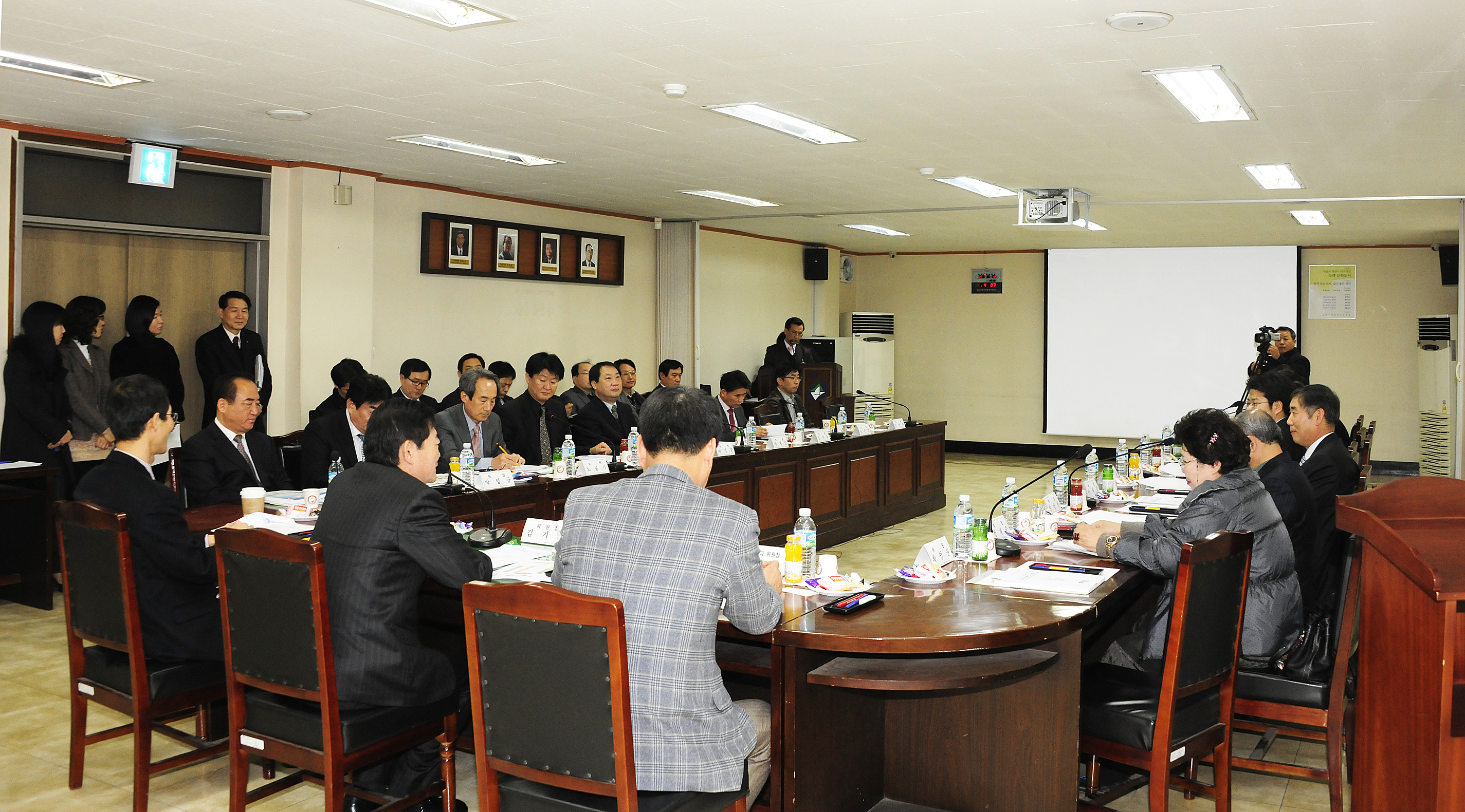 20120313-정책자문위원회 상반기 정기회의 50942.JPG