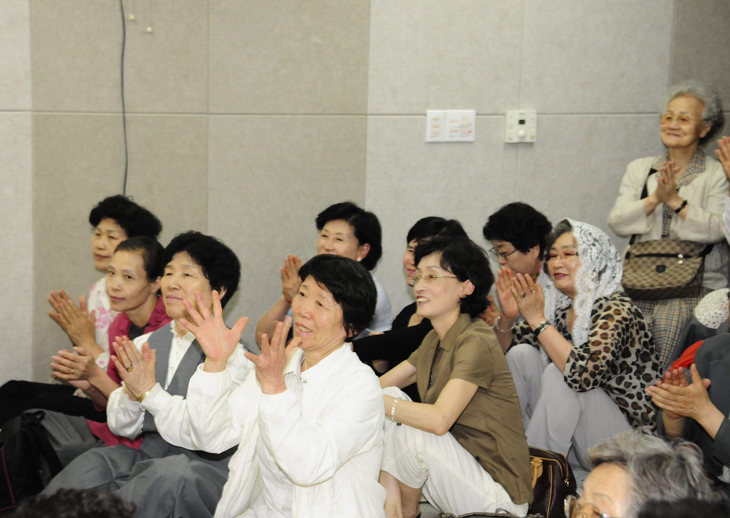 20120522-군자 작은예수의집 개원식 54724.JPG