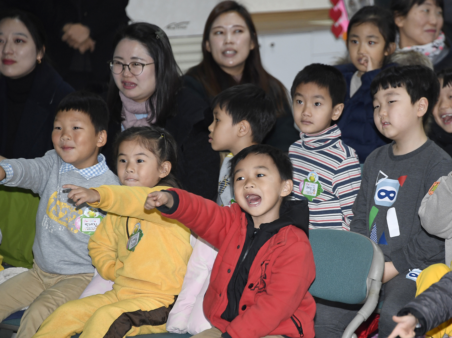 20171128-국공립어린이집 연합회 사랑의 동전 모으기 행사 165366.jpg