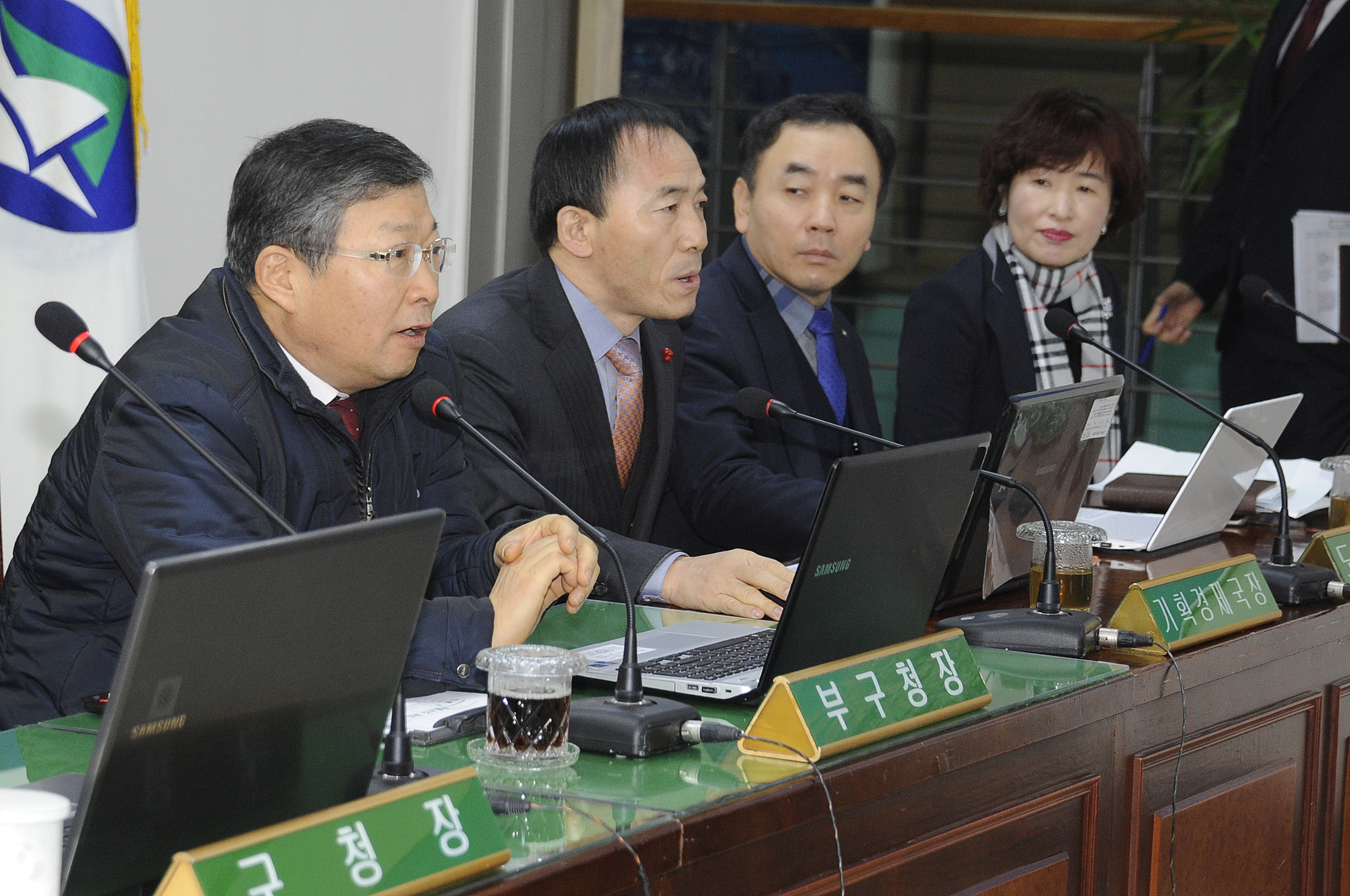 20160121-구 동 확대간부회의 우수공무원 표창장 수여 133181.JPG