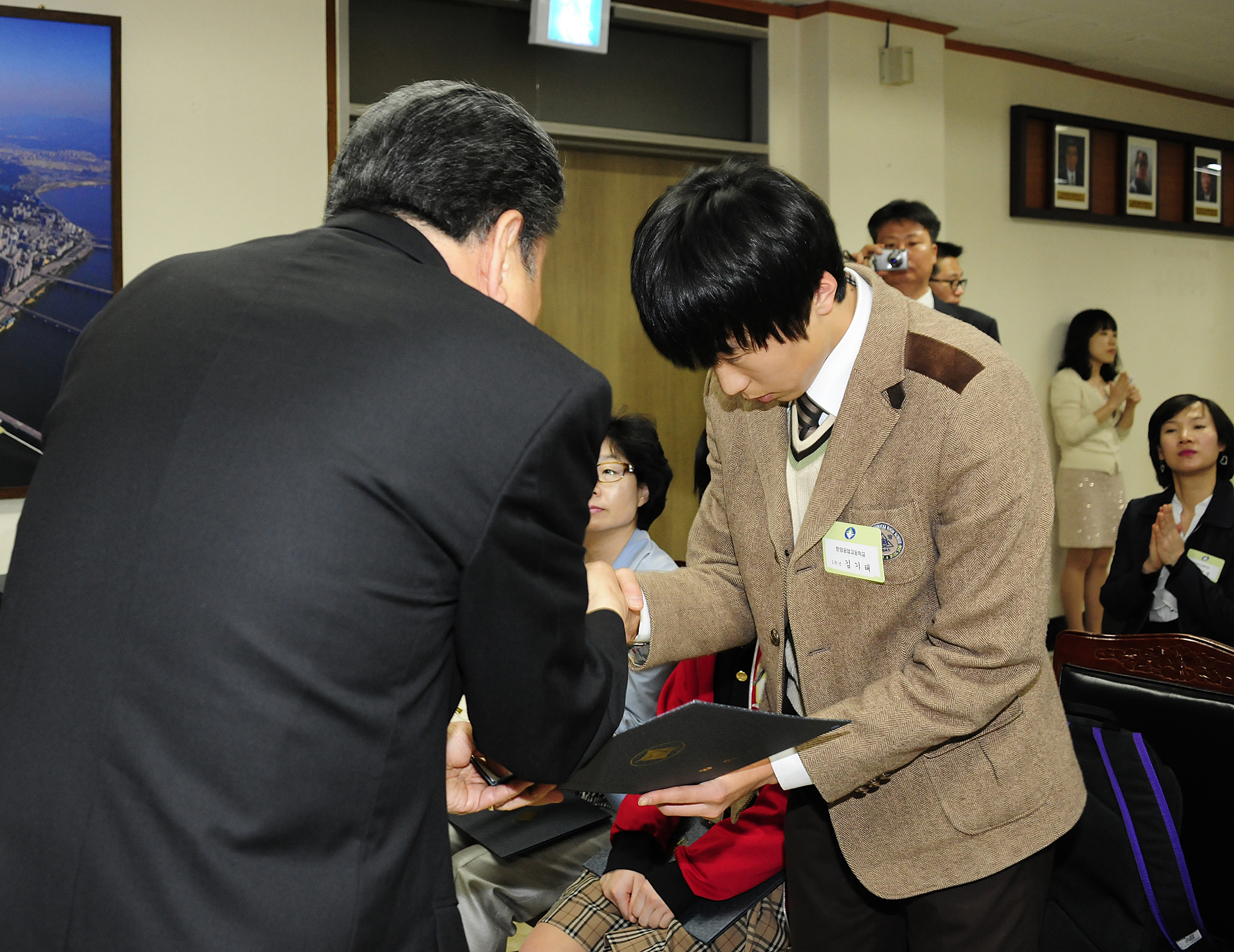 20120417-새마을 지도자 자녀장학생 장학금 수여 51794.JPG