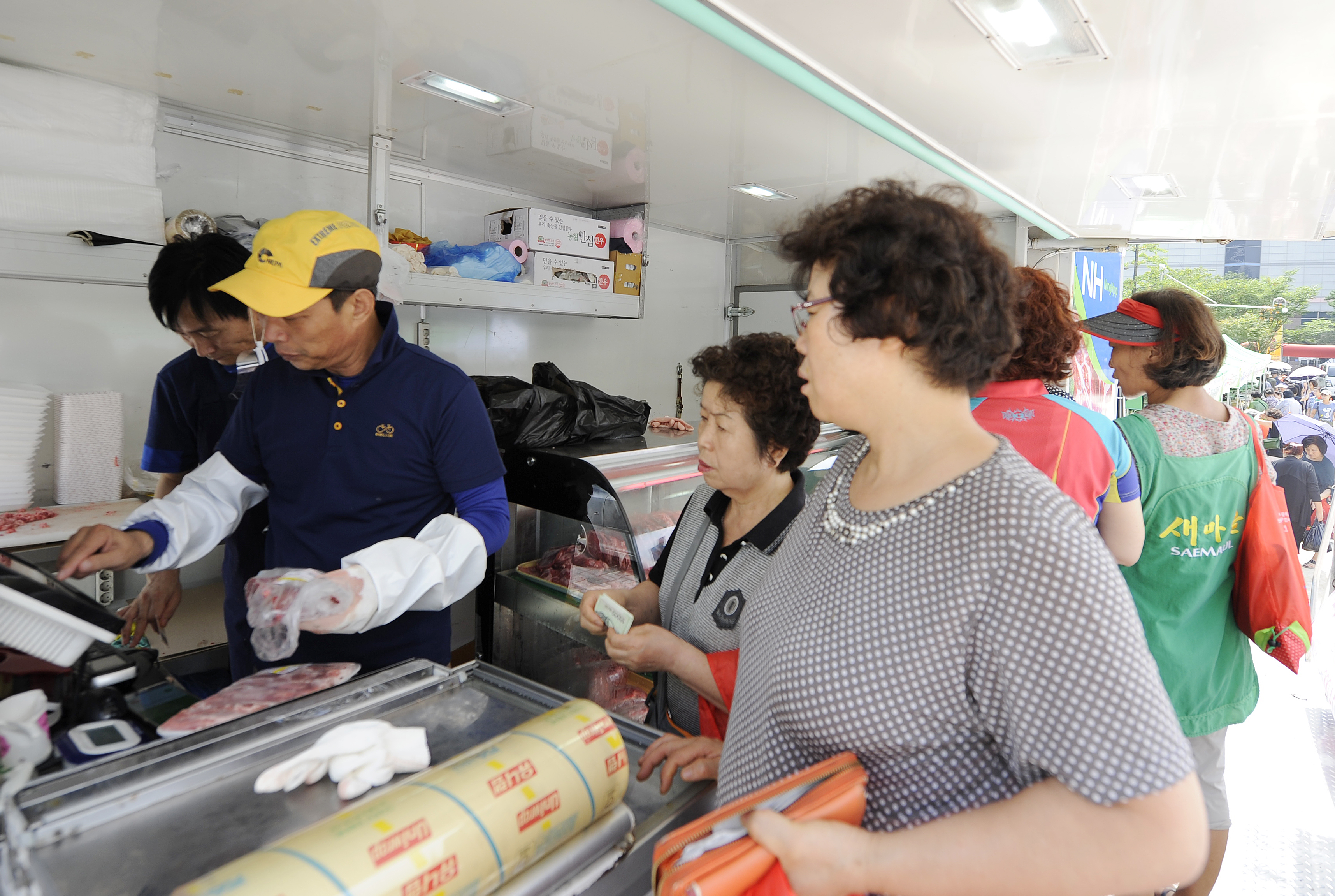 20160908-추석맞이 농수특산물 직거래장터 142416.JPG