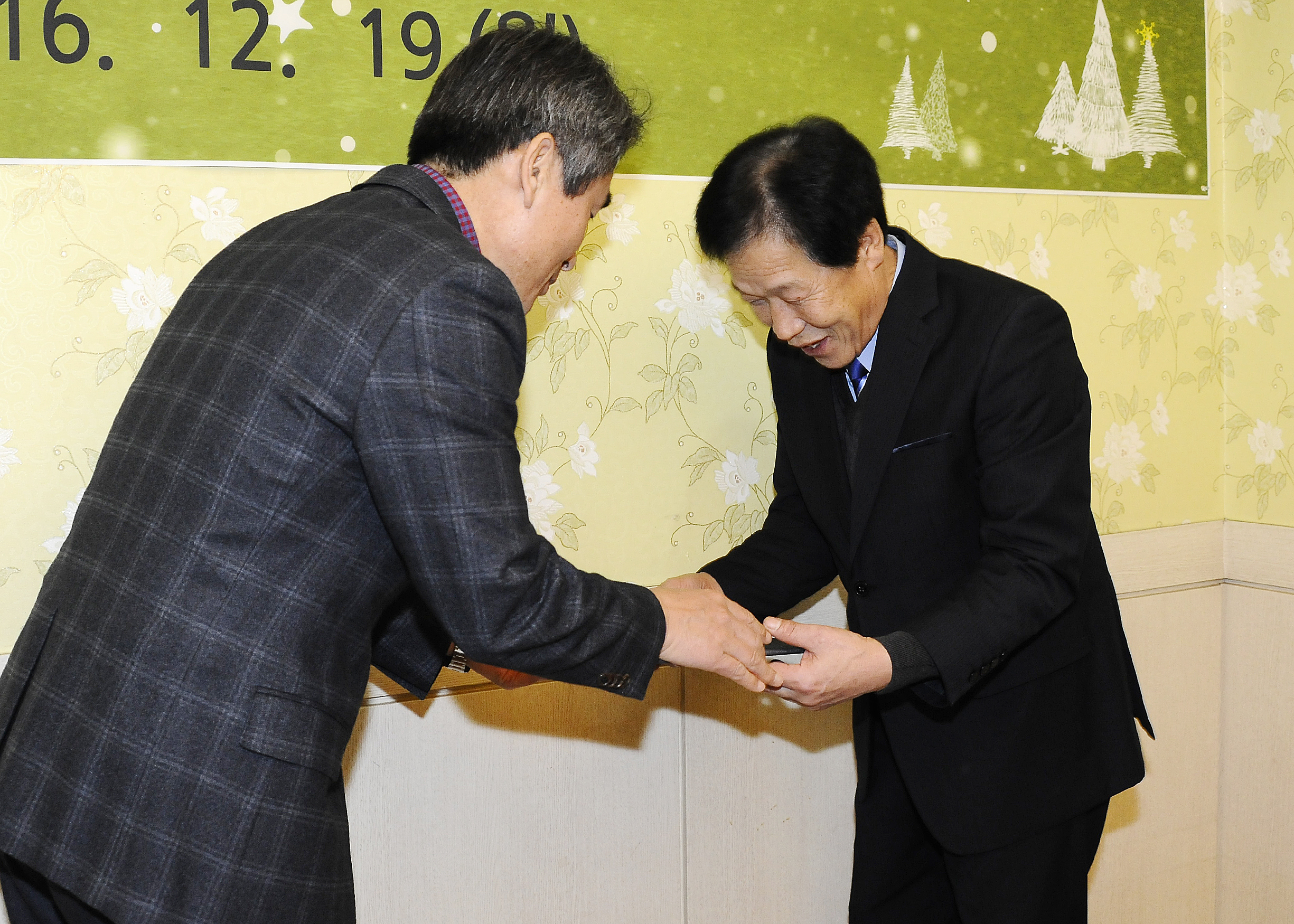 20161219-청소과 정년 퇴임식 149228.JPG