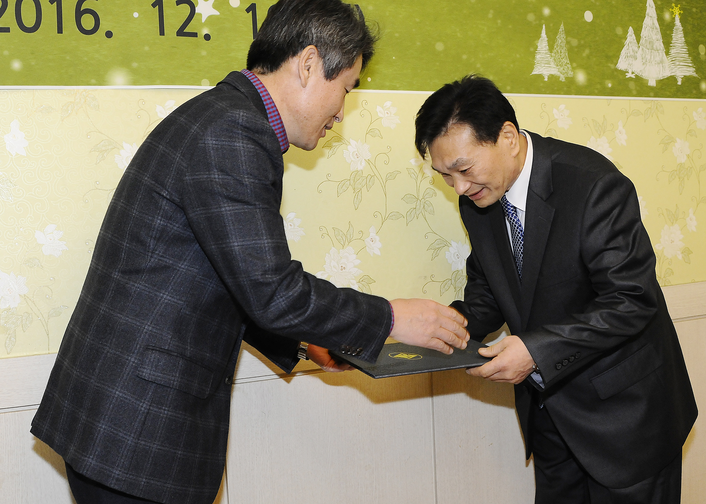 20161219-청소과 정년 퇴임식 149238.JPG