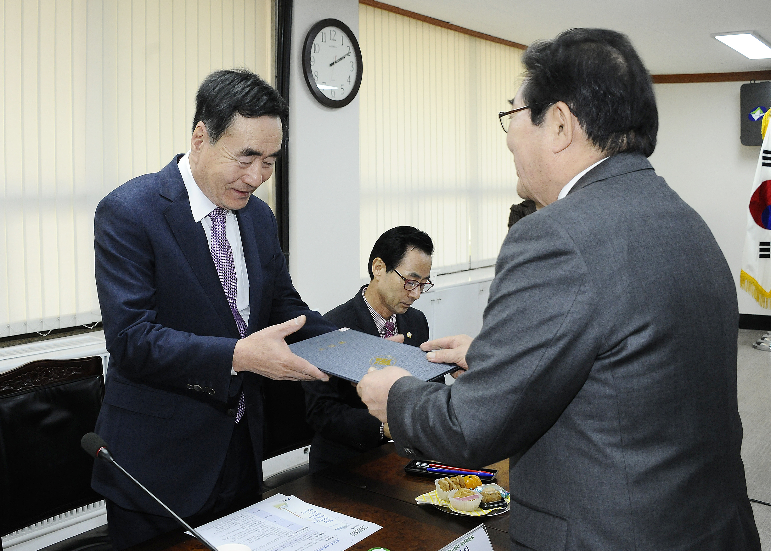 20161123-자원봉사센터 운영위원회 개최 147778.JPG