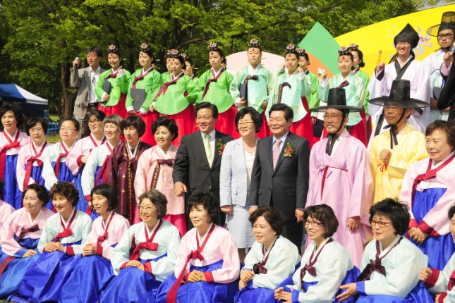 20120506-서울동화축제 전통성년례 53893.JPG