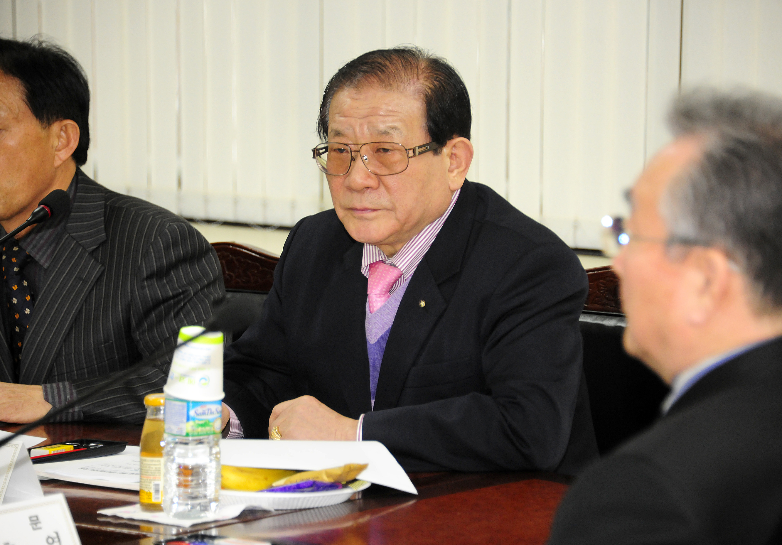20120228-정책자문위원회 고문단 간담회 50384.JPG