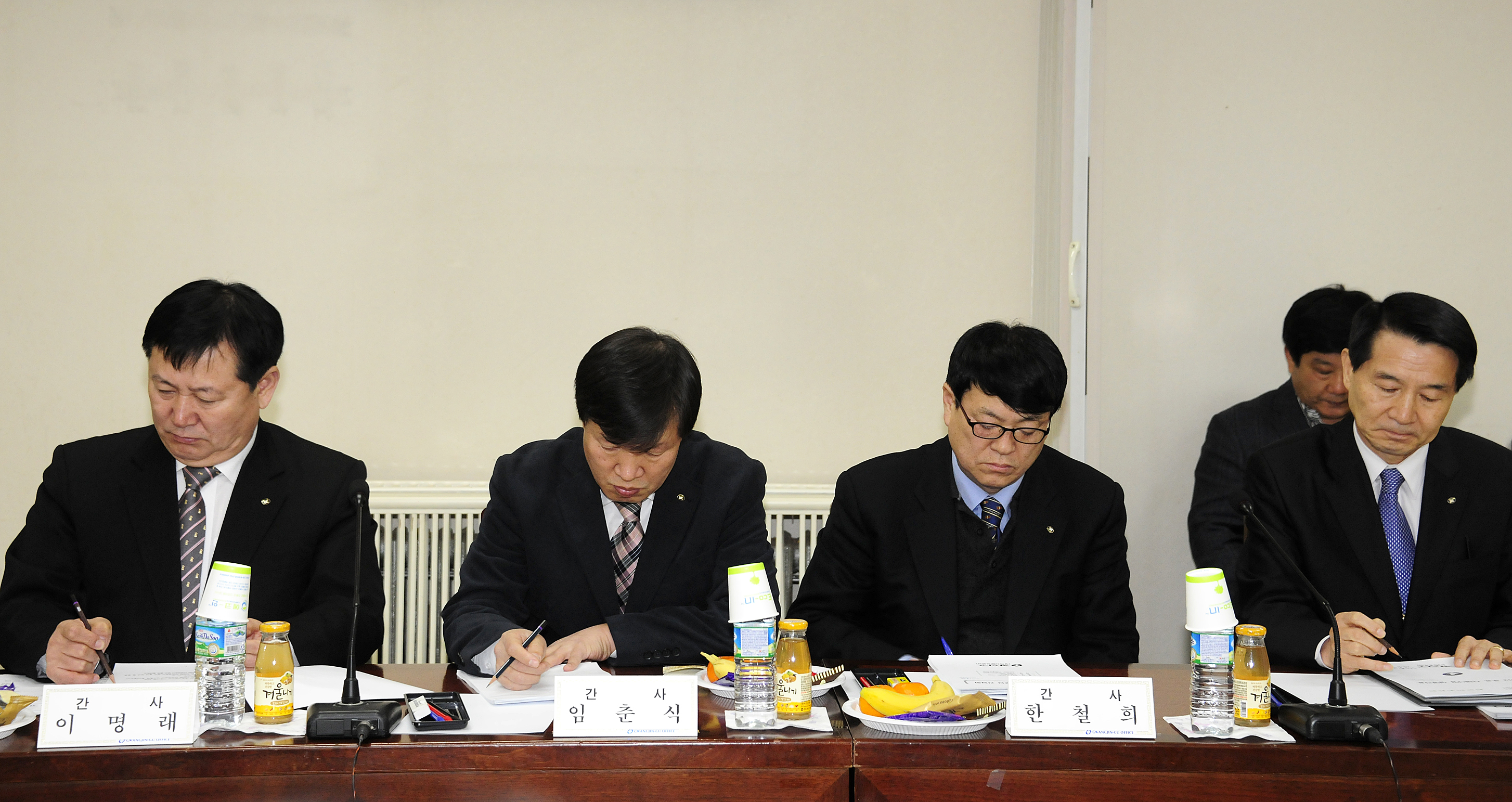 20120228-정책자문위원회 고문단 간담회 50378.JPG
