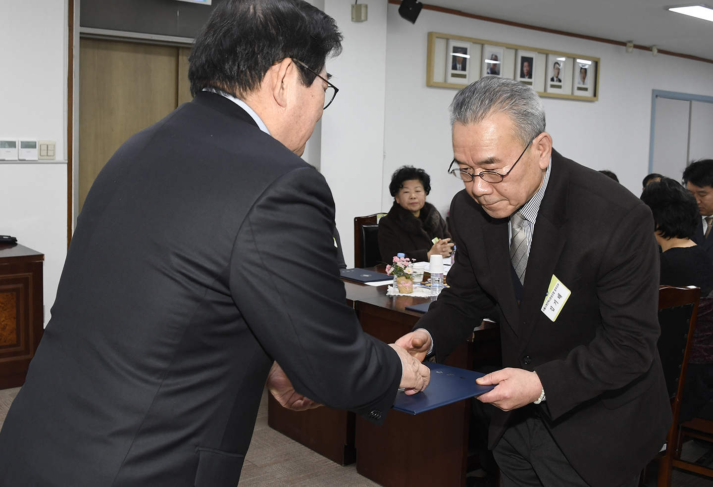 20171219-12월 정기구민표창 수여식 167221.jpg