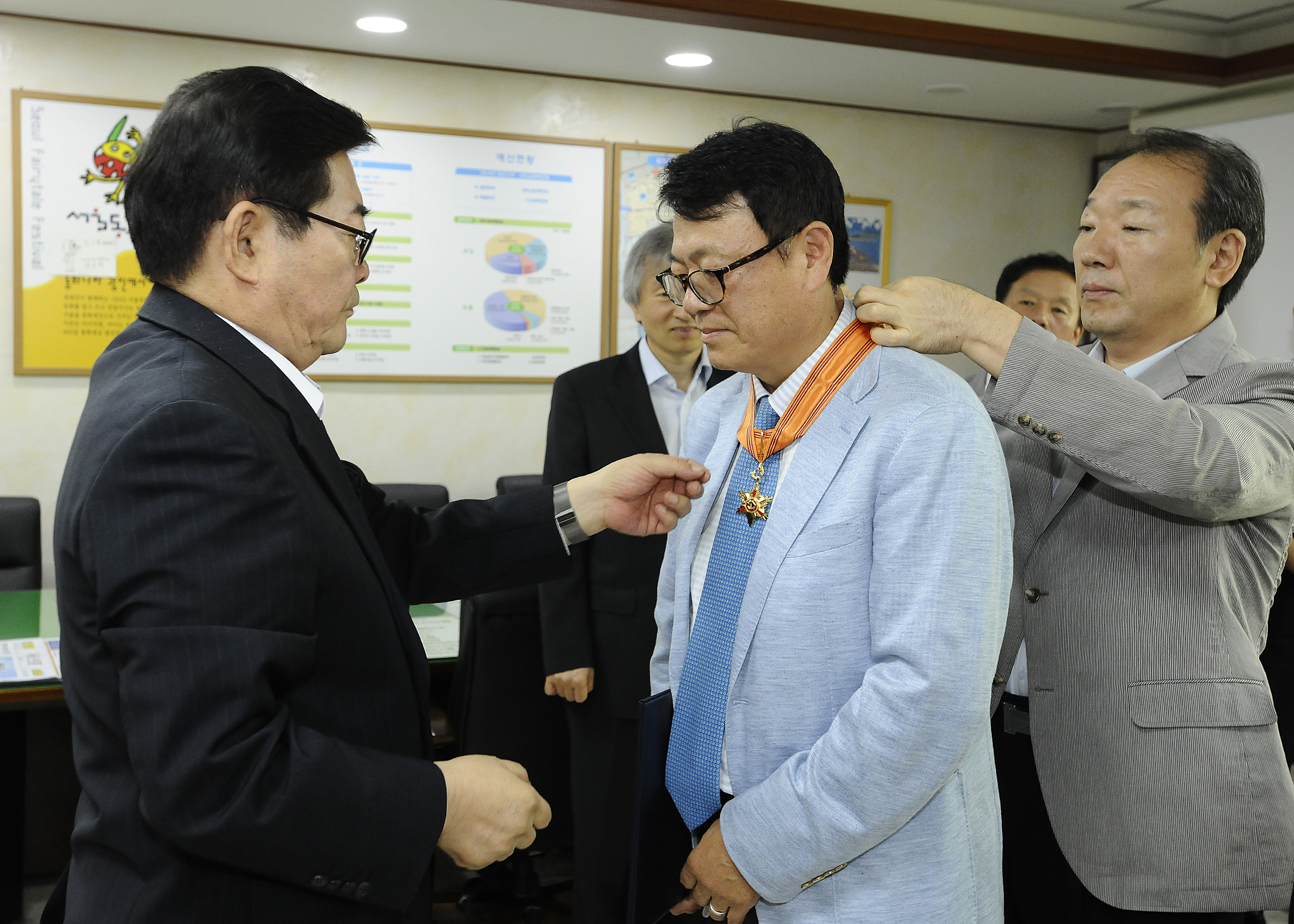 20140714-퇴직공무원 포상 101926.JPG