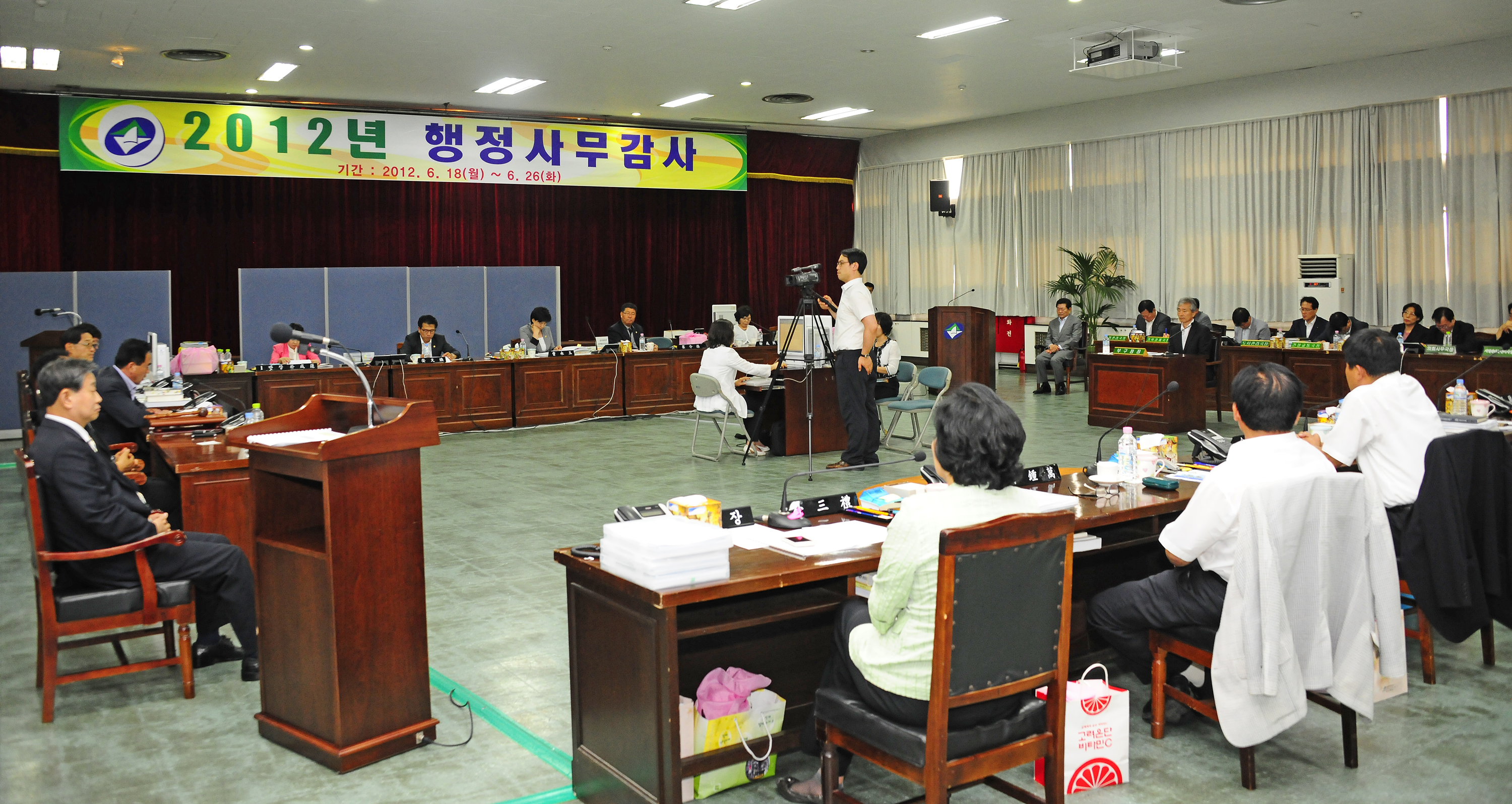 20120626-행정사무감사특별위원회 강평 56871.JPG