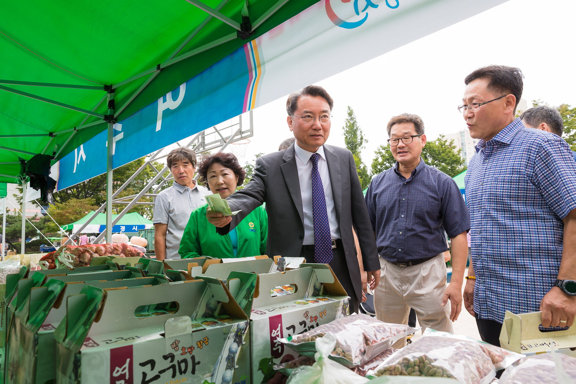 20180919-추석맞이 농수특산물 직거래장터 175796.jpg