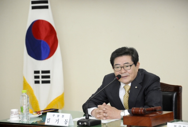 20131028-용역과제심의회 개최 및 신규위원 위촉식 89519.JPG
