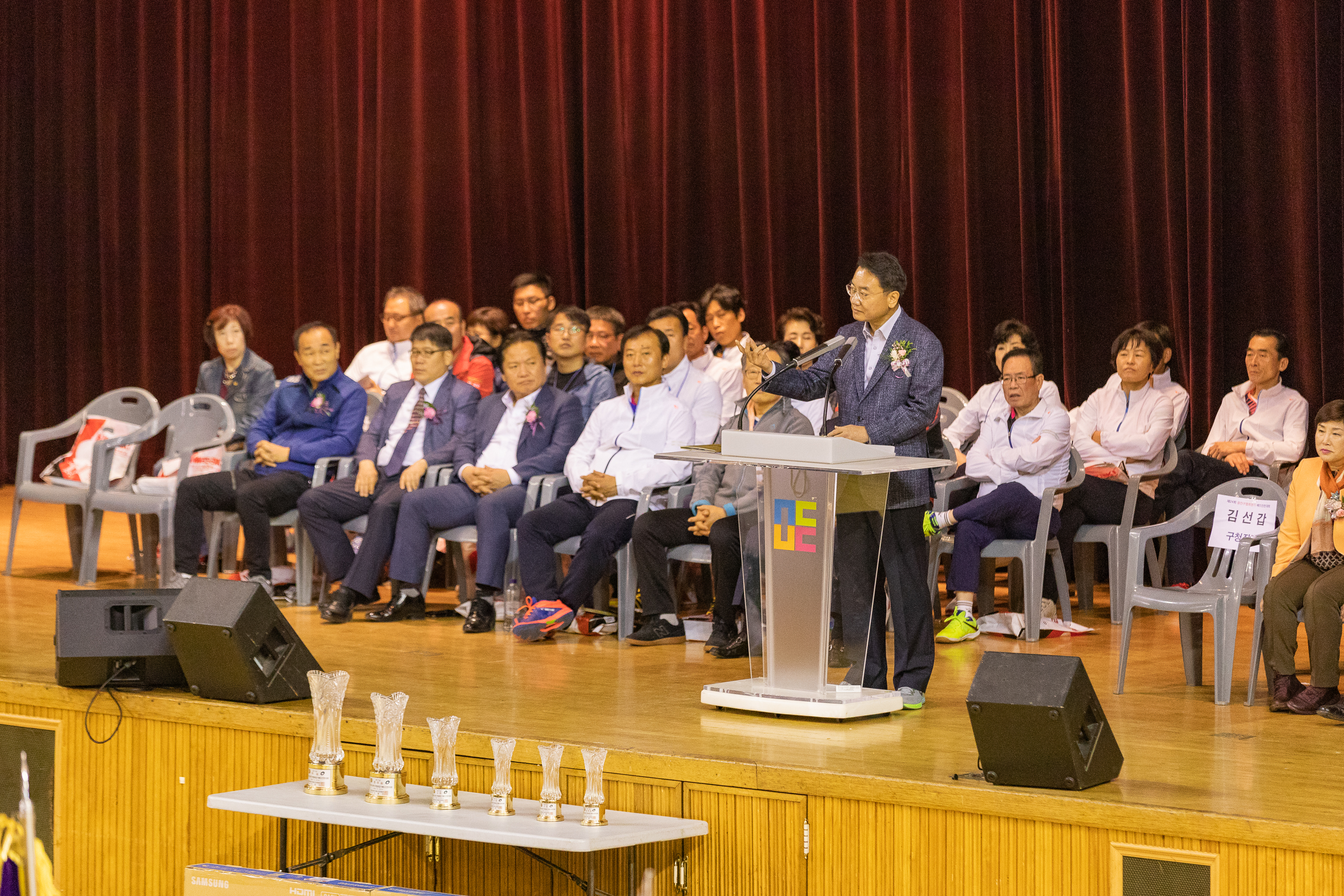 20181014-광진구 협회장기 배드민턴대회 177242.jpg