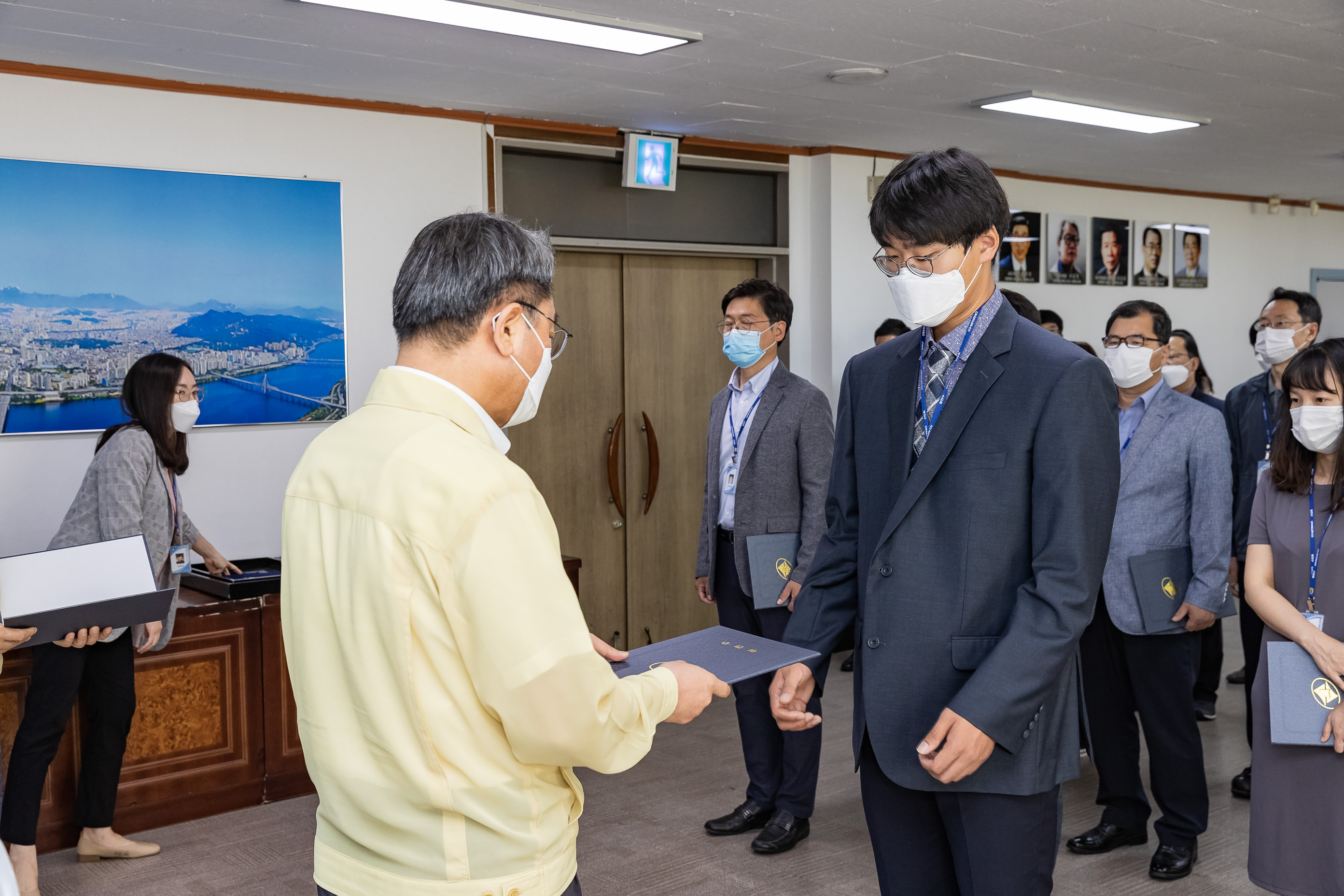 20200717-기술직 정기인사 발령장 수여식 20-07-17-080492_s_175857.jpg