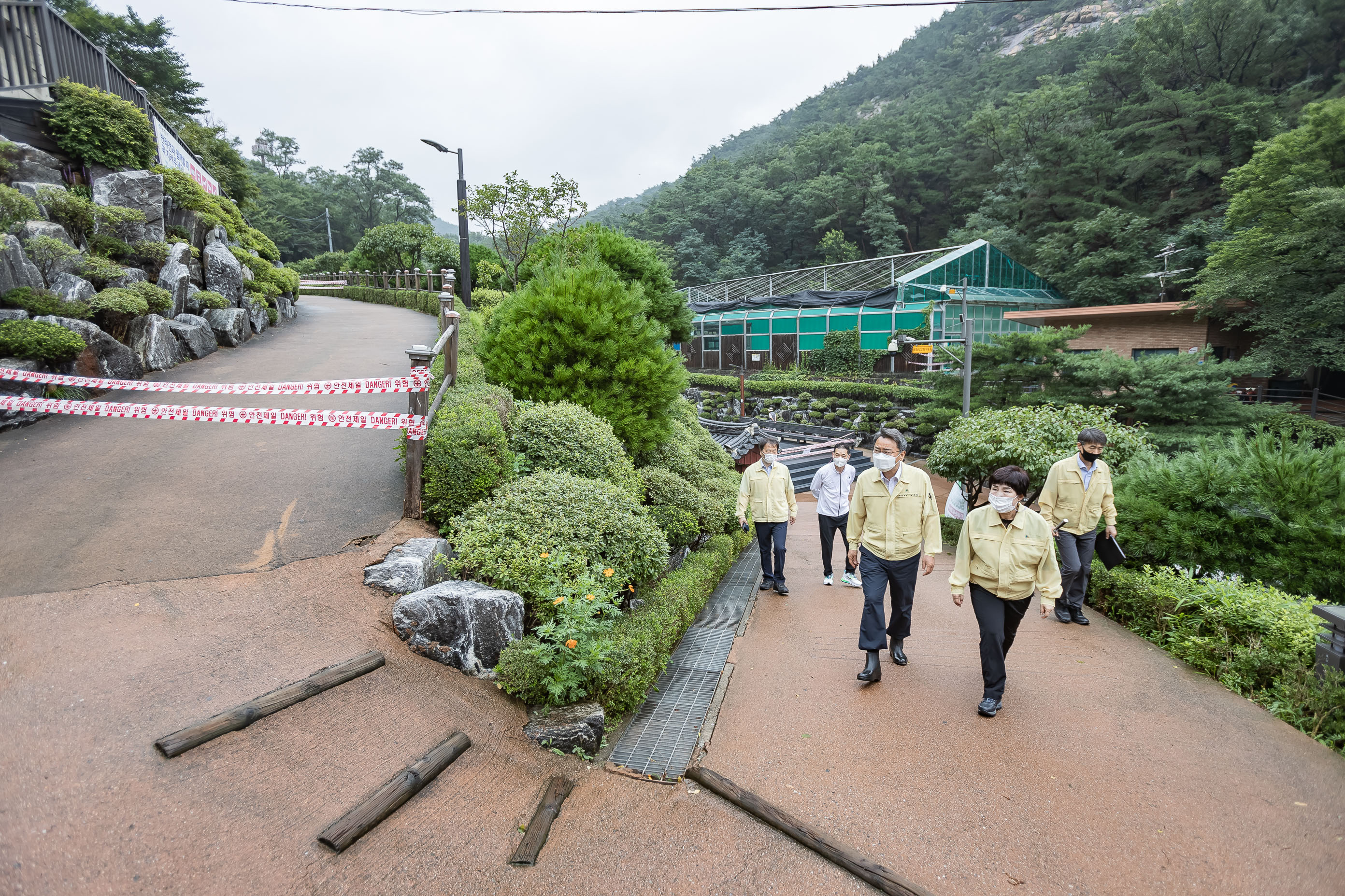 20200804-수해 취약지구 현장방문-긴고랑체육공원  20-08-04-091062_s_131438.jpg