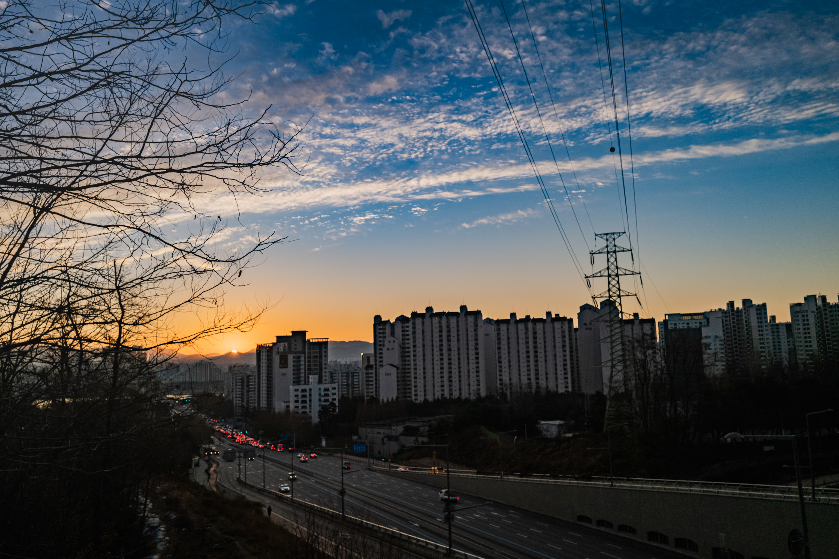 20201208-광진숲나루에서 바라본 일출 20-12-08-196258_s_094432.jpg