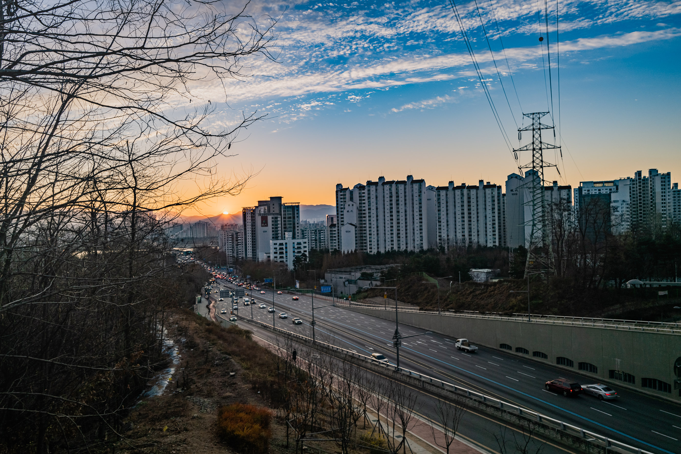 20201208-광진숲나루에서 바라본 일출 20-12-08-196270_s_094432.jpg
