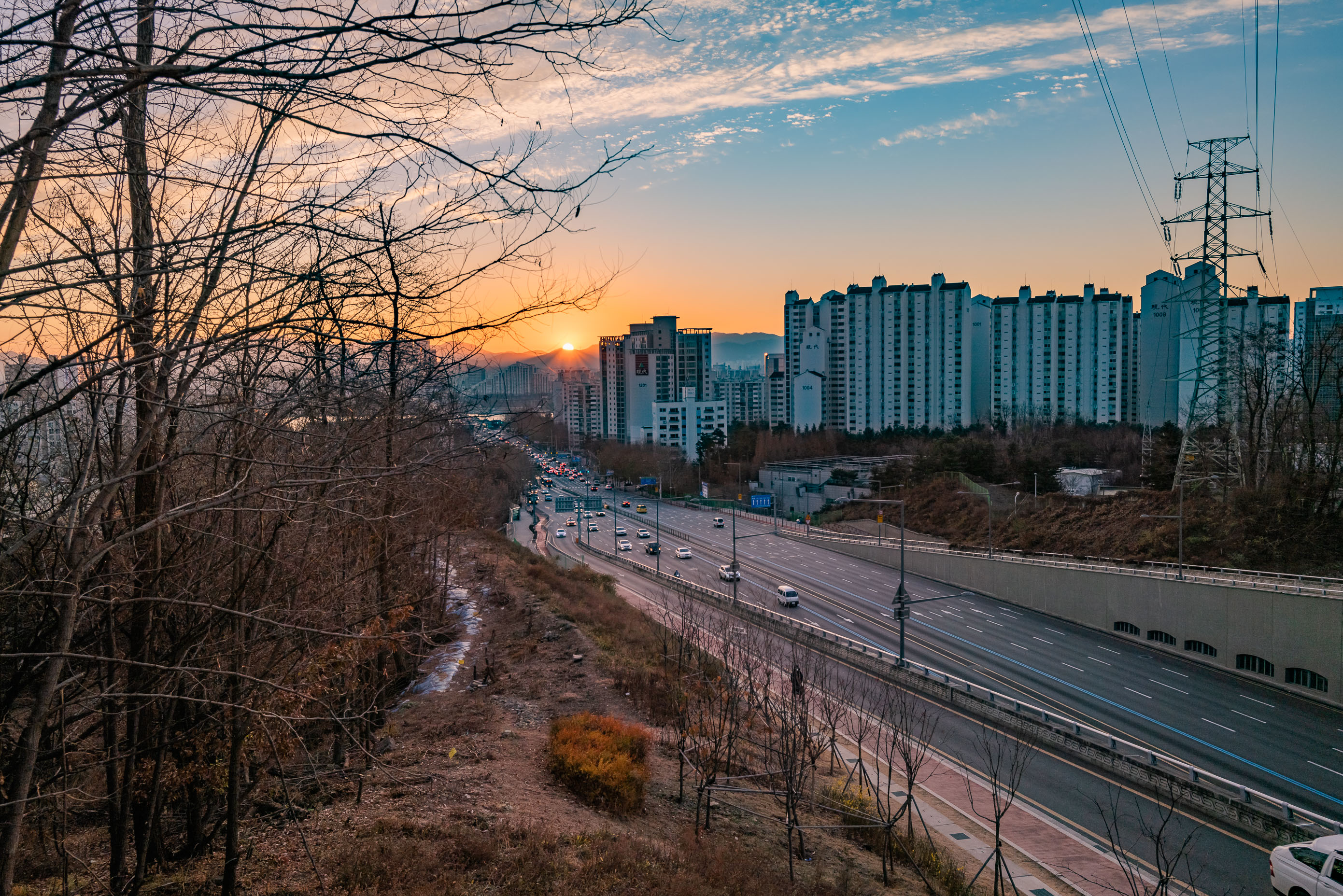 20201208-광진숲나루에서 바라본 일출 20-12-08-196276_s_094432.jpg