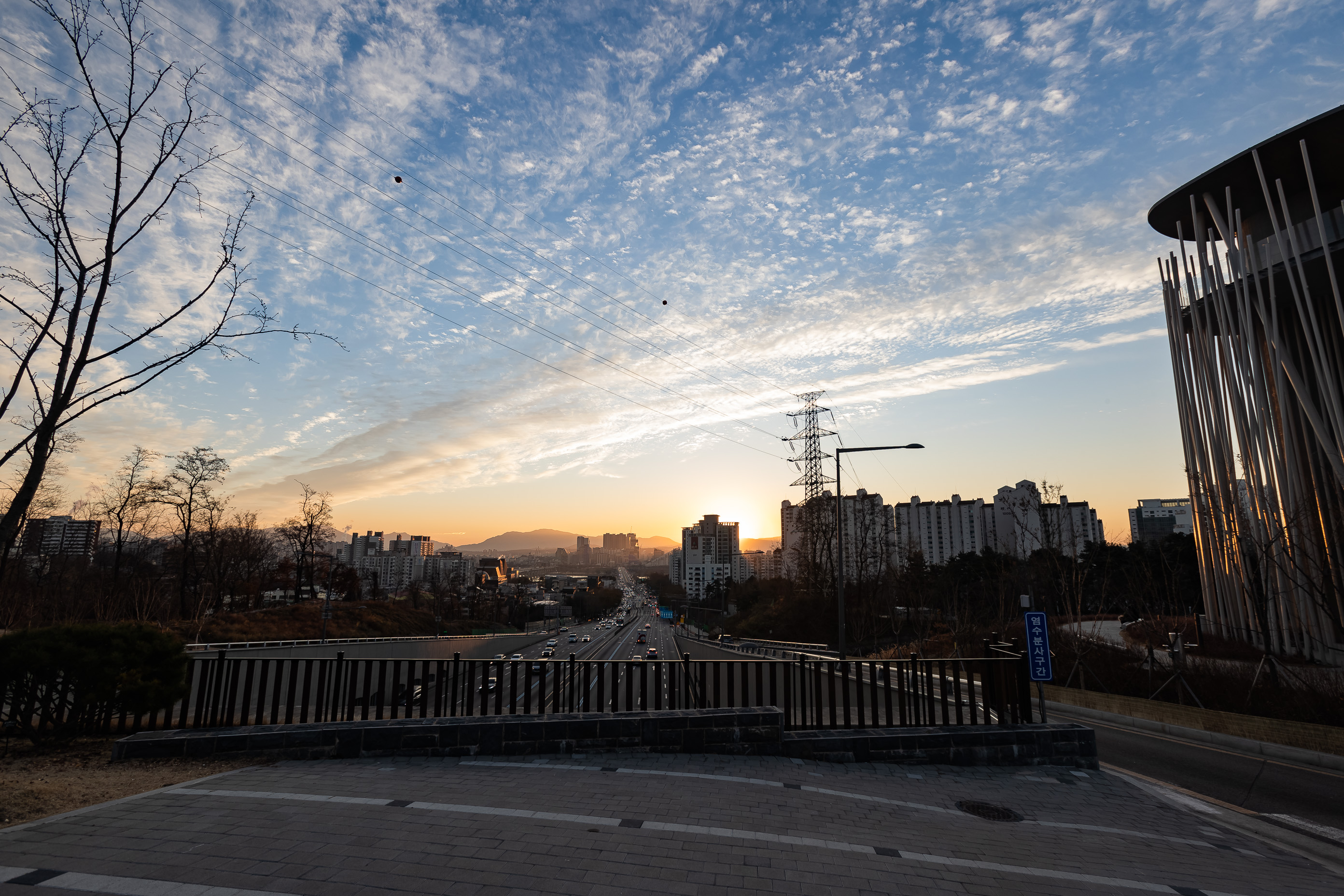 20201208-광진숲나루에서 바라본 일출 20-12-08-196126_s_094431.jpg