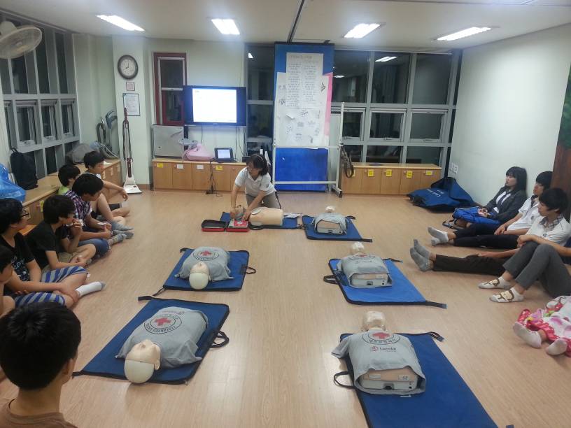 지역 청소년센터 심폐소생술 교육