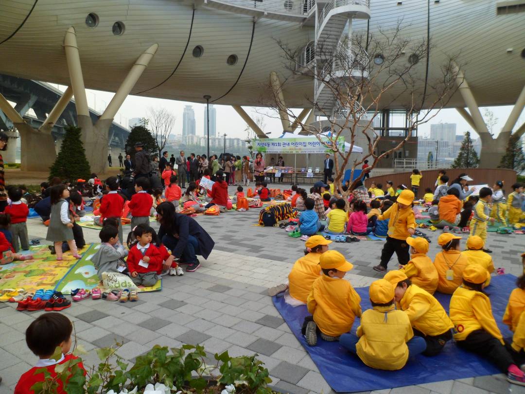 어린이날 기념 "자양4동 관내 어린이집 사생대회"