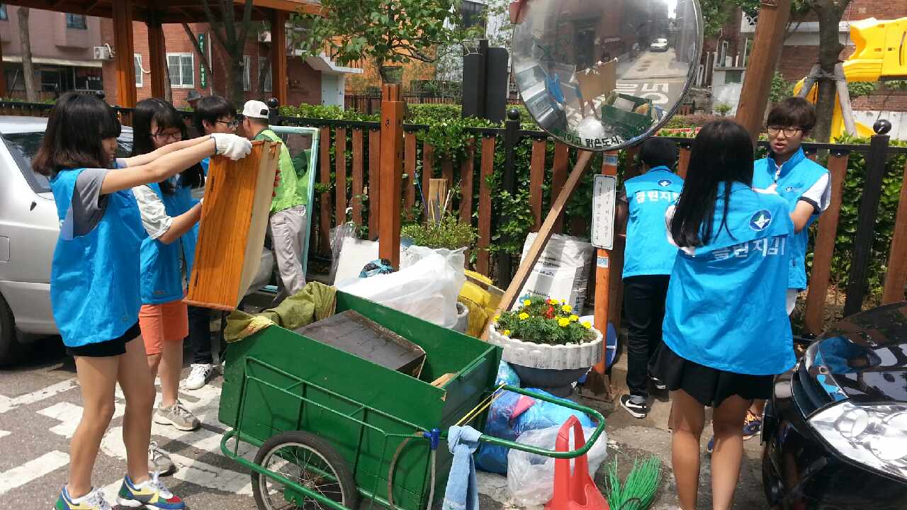 신양중 학생들과의 진로체험 프로그램 운영