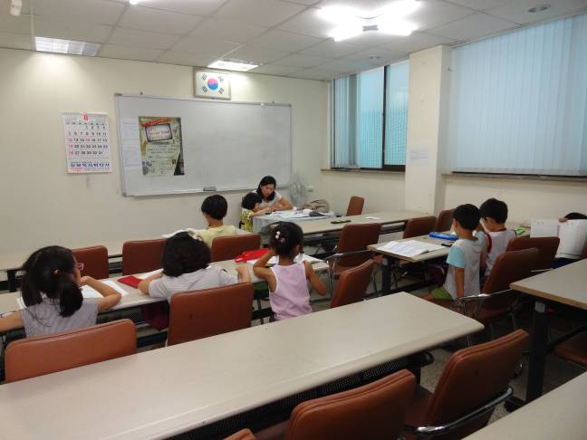 어린이주산셈 수업모습(매주 월, 금) 현재접수중...