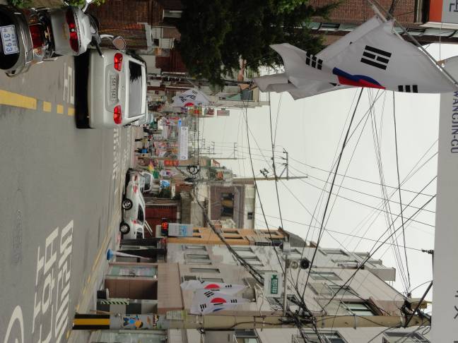 태극기가 바람에 펄럭입니다~~