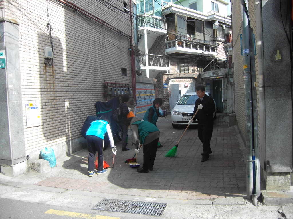 뒷골목청소의 날(2012. 4. 27)