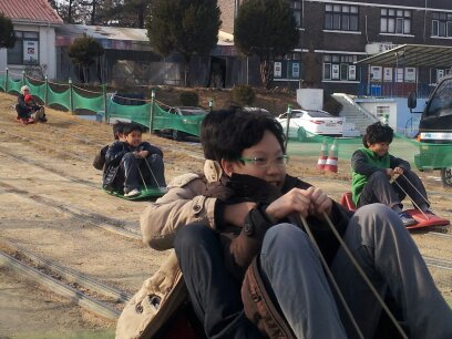 제일 신나했던 레일 썰매타기