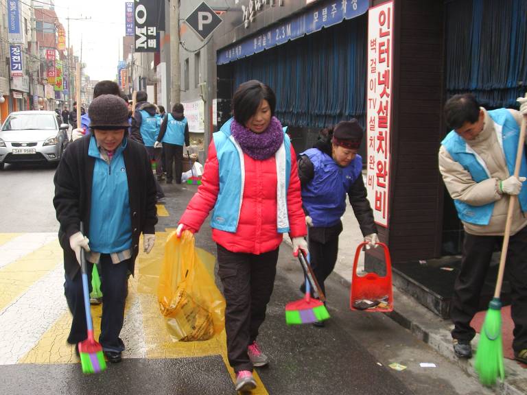 깨끗한 마을만들기 주민대청소(2011.12.21.)_2
